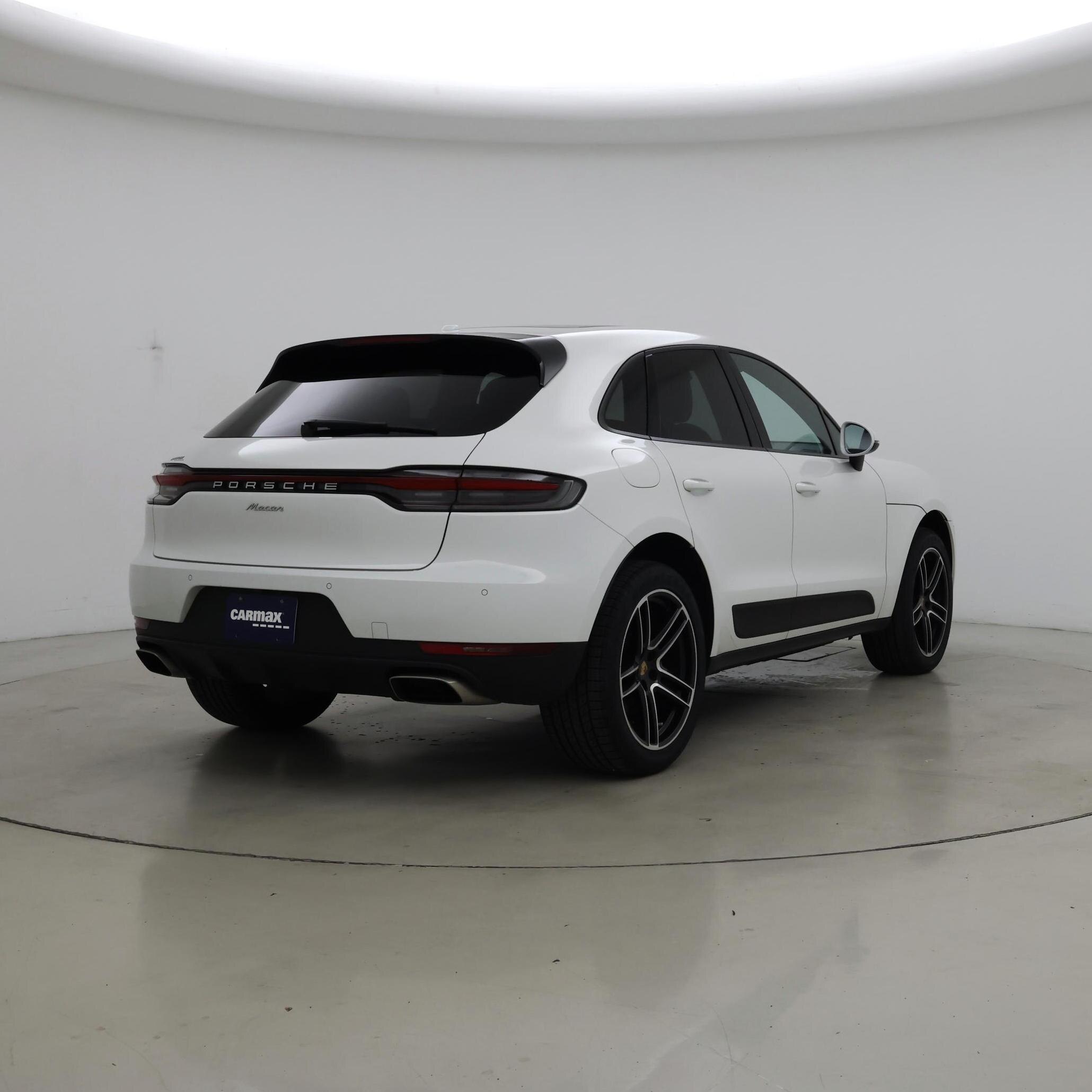 Thumbnail: 2021 Porsche Macan - 8
