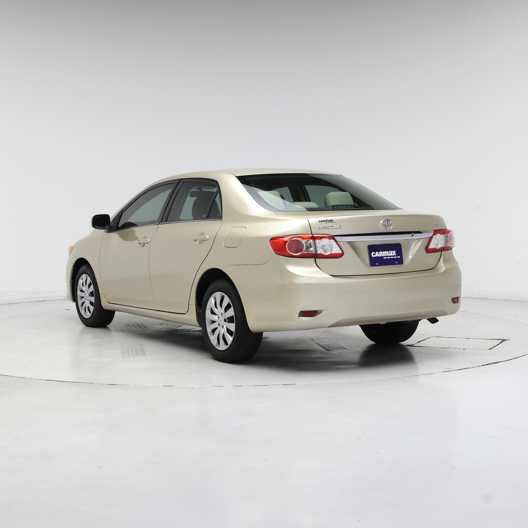 Thumbnail: 2013 Toyota Corolla - 2