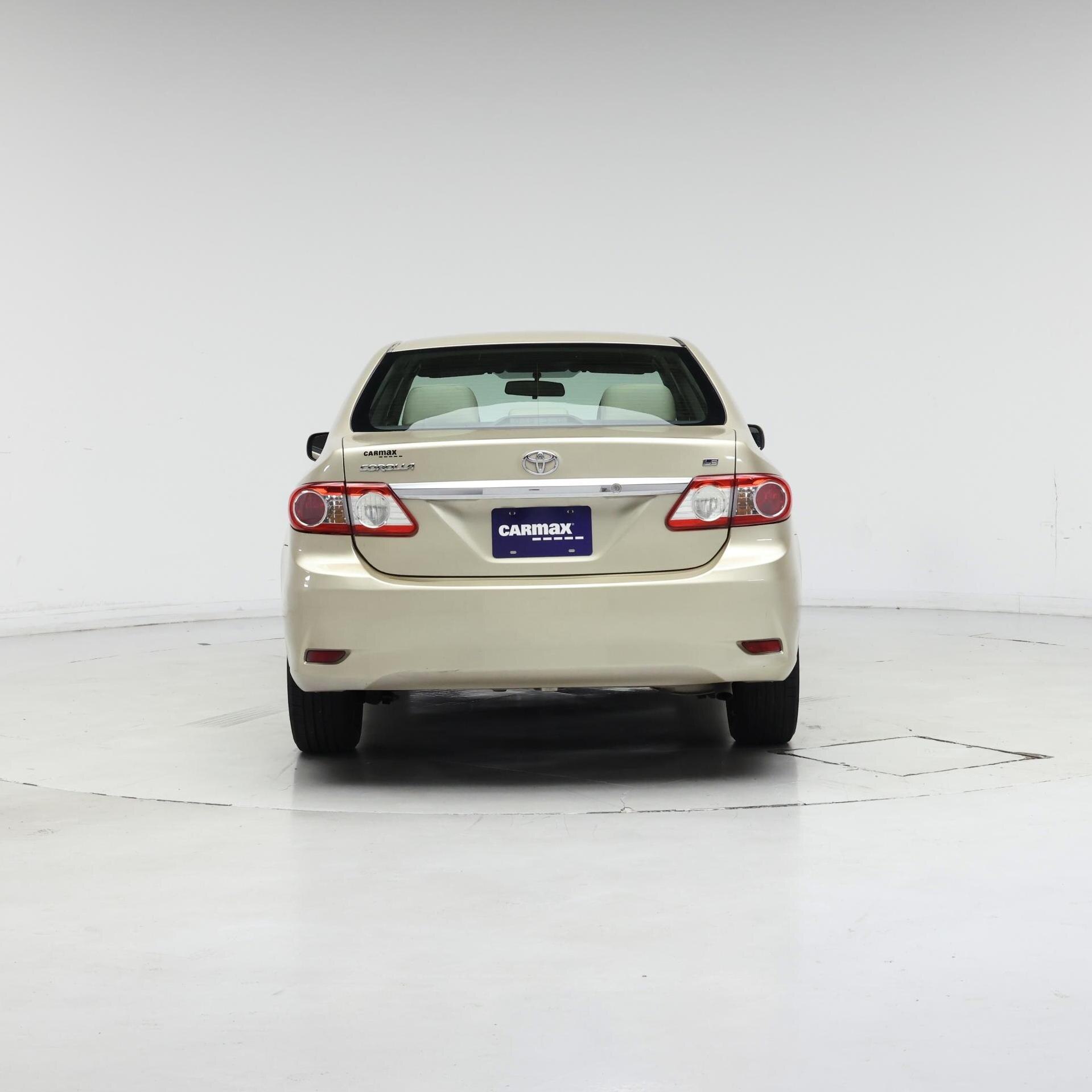 Thumbnail: 2013 Toyota Corolla - 6