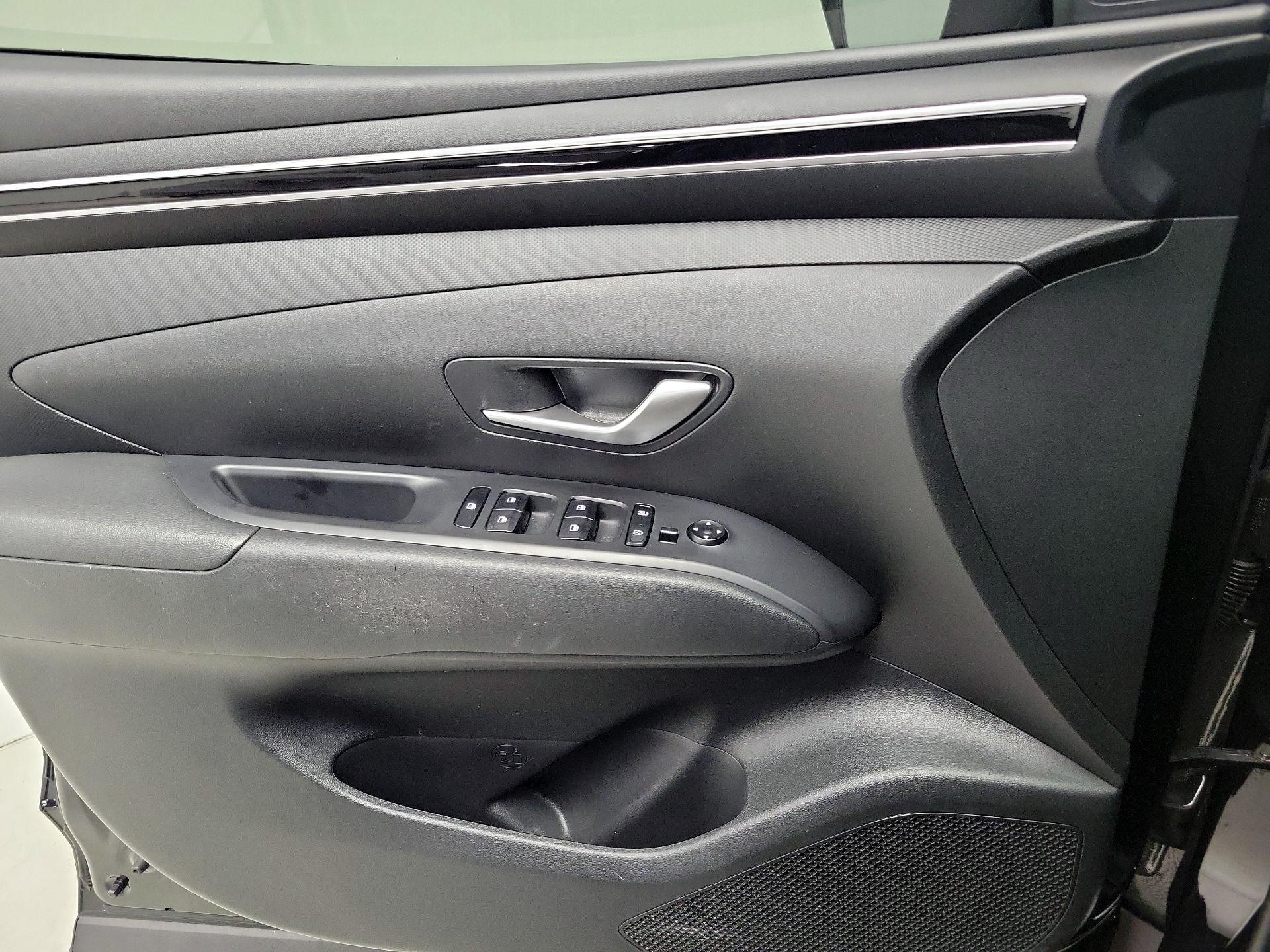 Thumbnail: 2023 Hyundai Tucson - 12