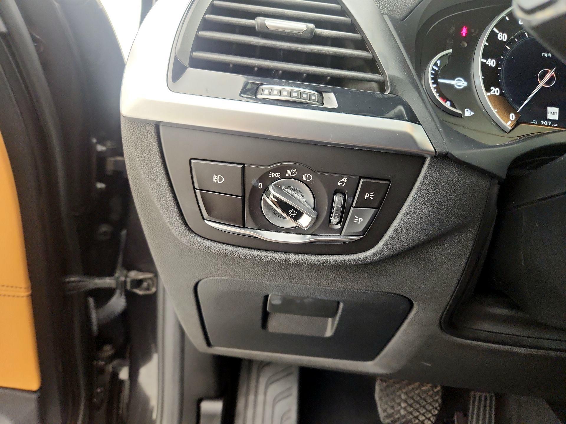 Thumbnail: 2019 BMW X3 - 13