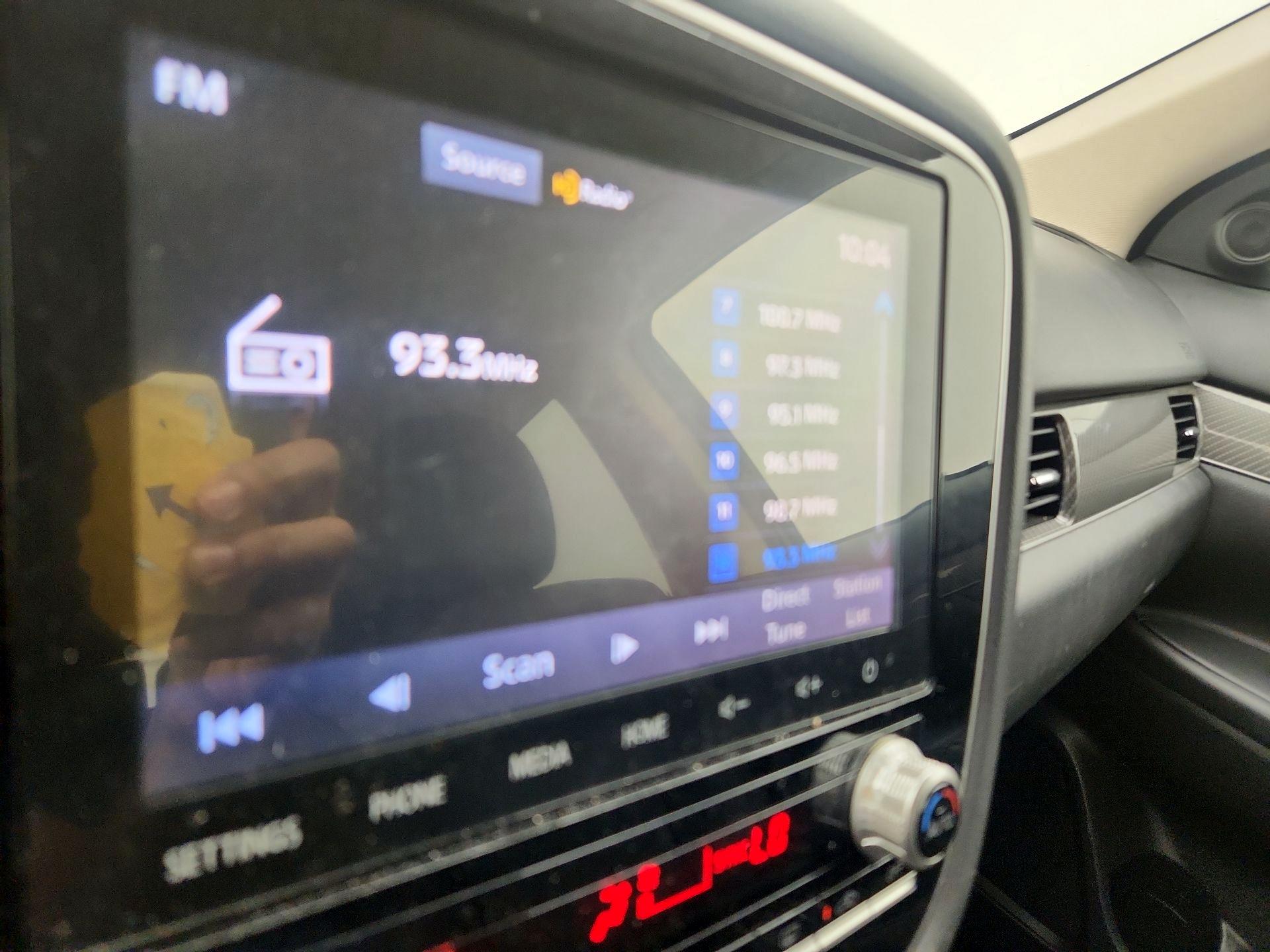 Thumbnail: 2020 Mitsubishi Outlander - 15