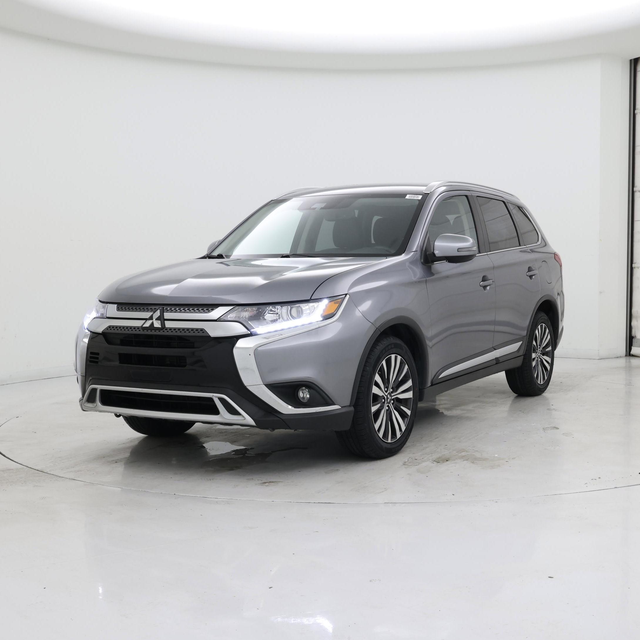 Thumbnail: 2020 Mitsubishi Outlander - 4