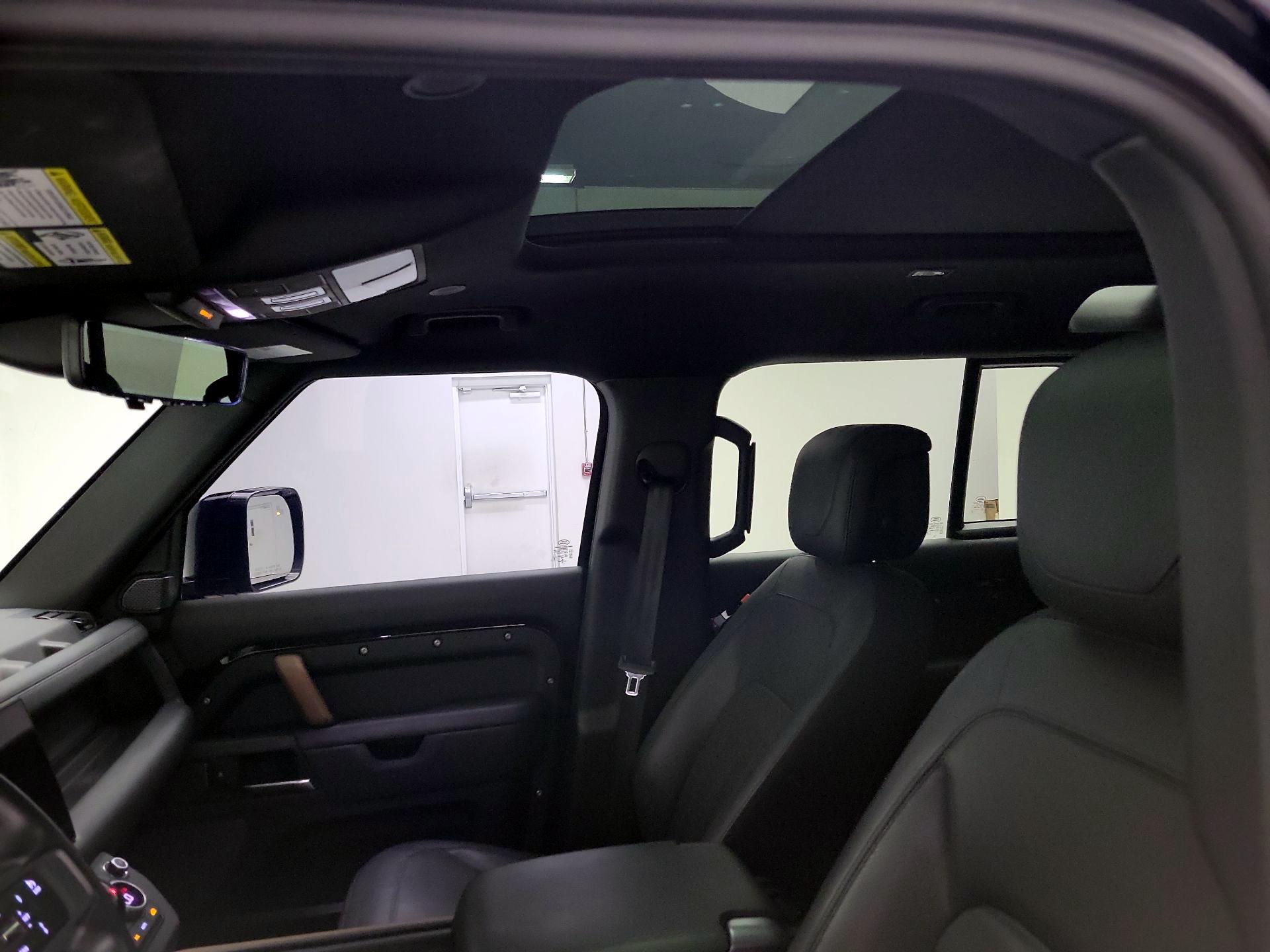 Thumbnail: 2023 Land Rover Defender - 20