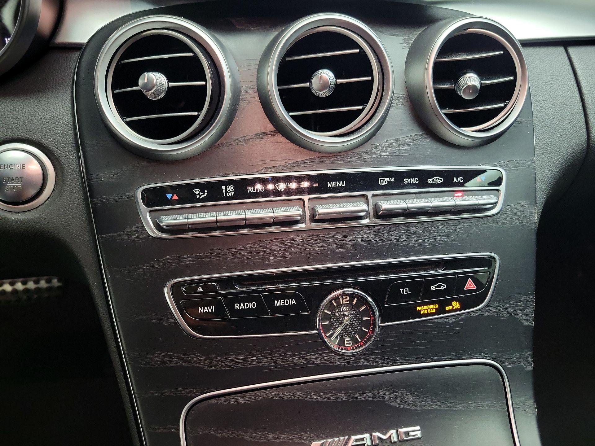 Thumbnail: 2016 Mercedes-Benz C-Class - 16