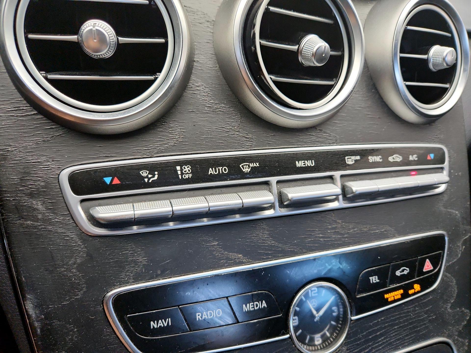Thumbnail: 2019 Mercedes-Benz C-Class - 16