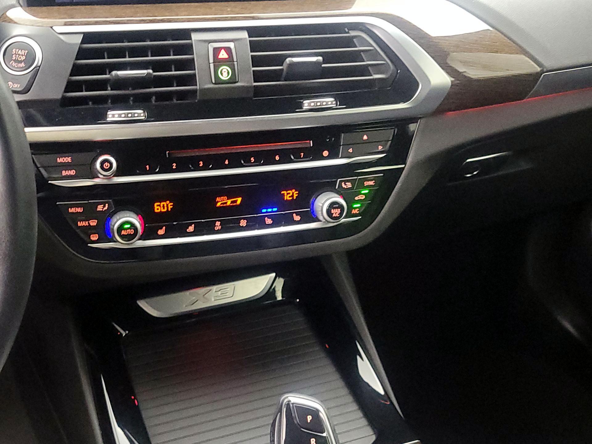 Thumbnail: 2019 BMW X3 - 16