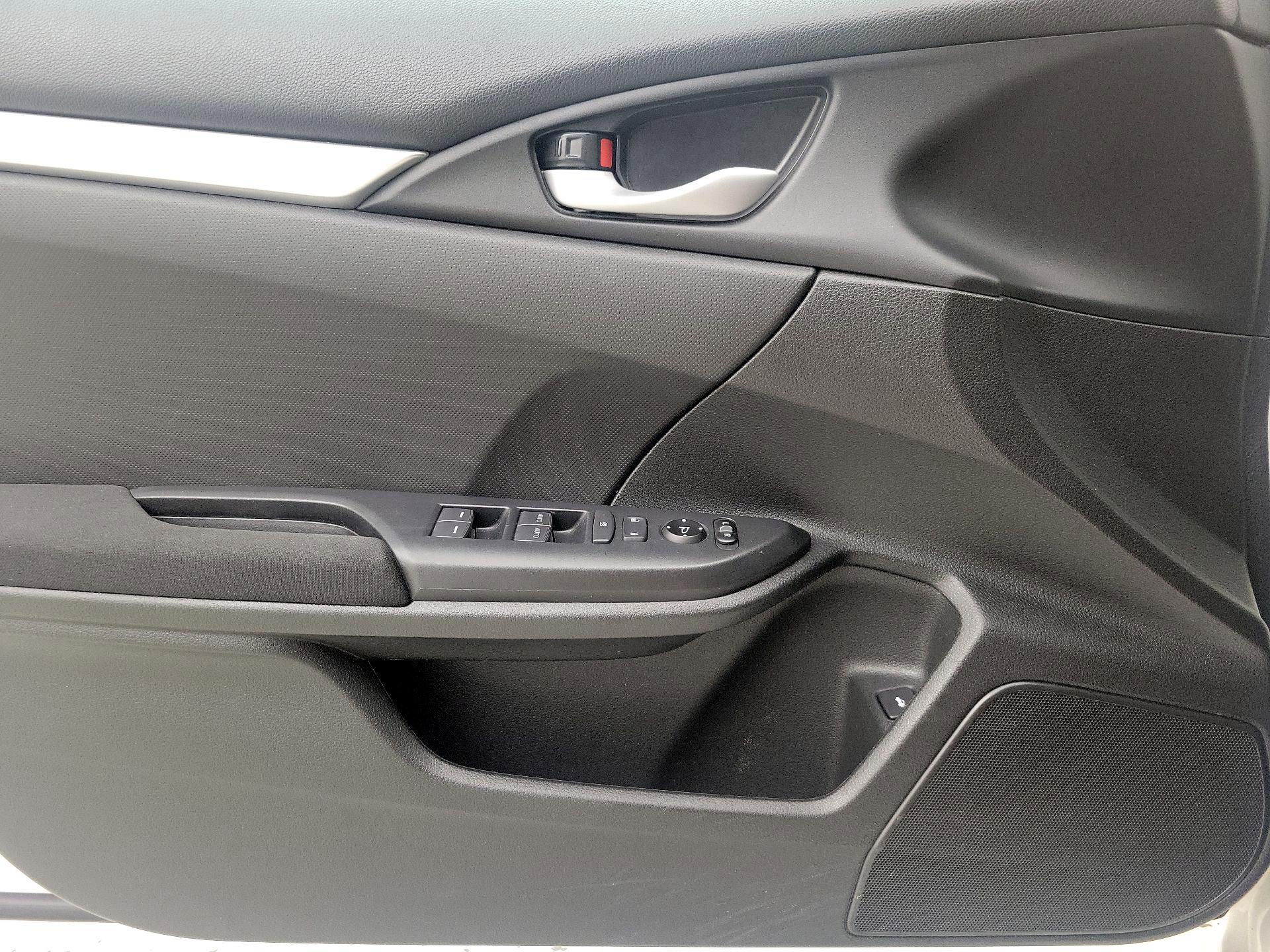 Thumbnail: 2019 Honda Civic - 12