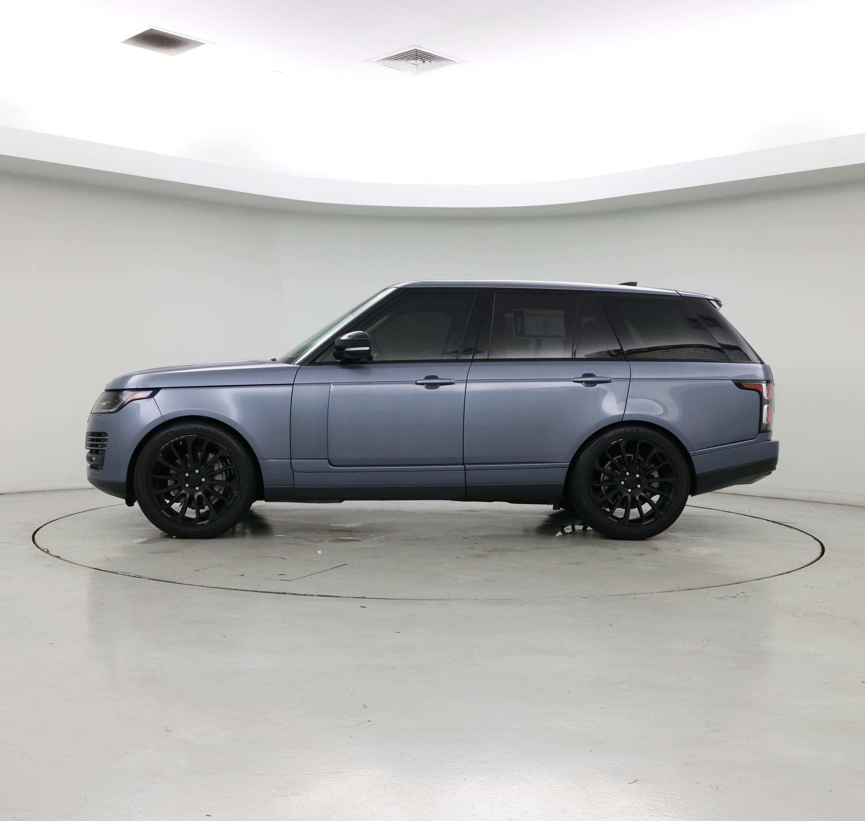 Thumbnail: 2021 Land Rover Range Rover - 3