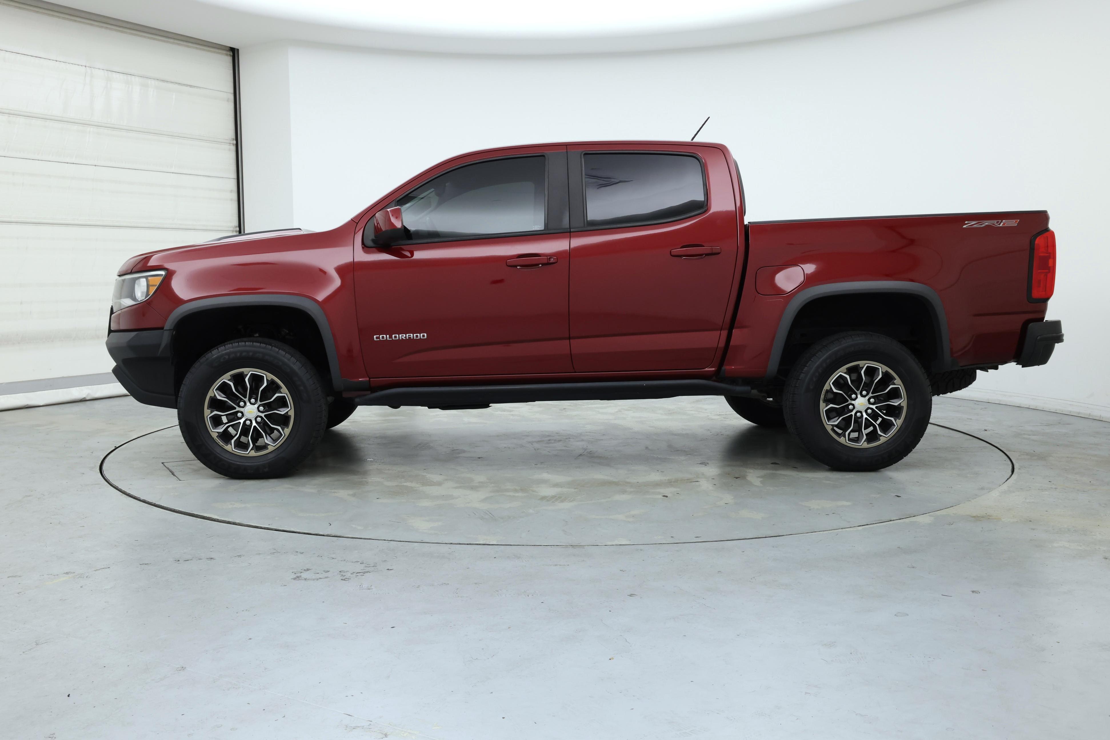 Thumbnail: 2019 Chevrolet Colorado - 3
