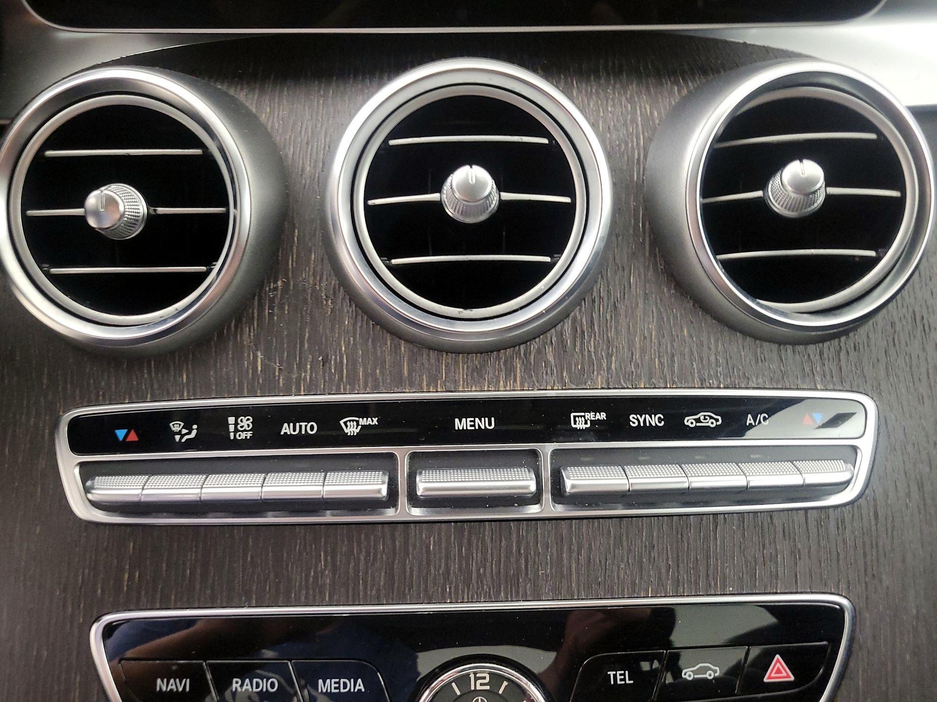 Thumbnail: 2019 Mercedes-Benz C-Class - 16