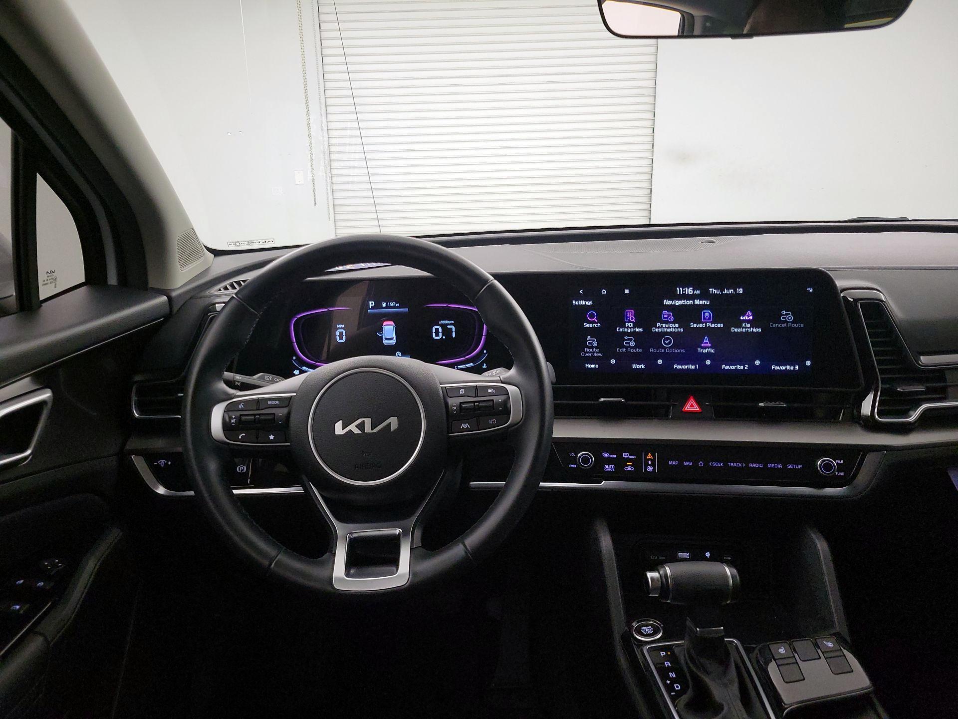 Thumbnail: 2023 Kia Sportage - 9