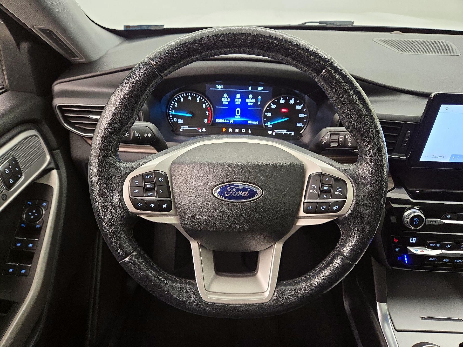 Thumbnail: 2021 Ford Explorer - 10
