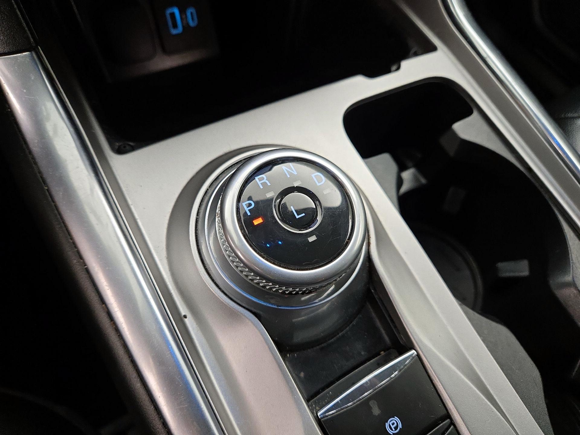 Thumbnail: 2021 Ford Explorer - 18