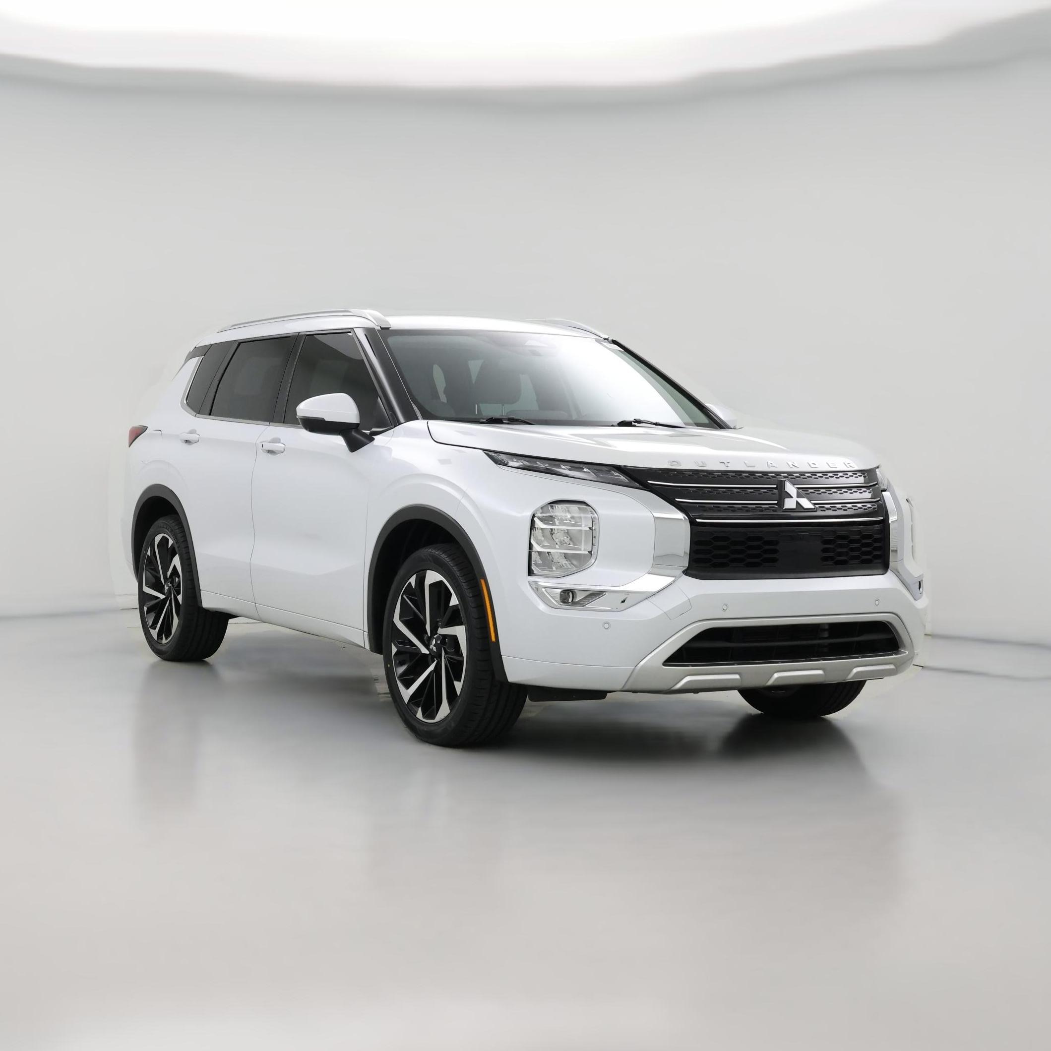 Thumbnail: 2022 Mitsubishi Outlander - 1