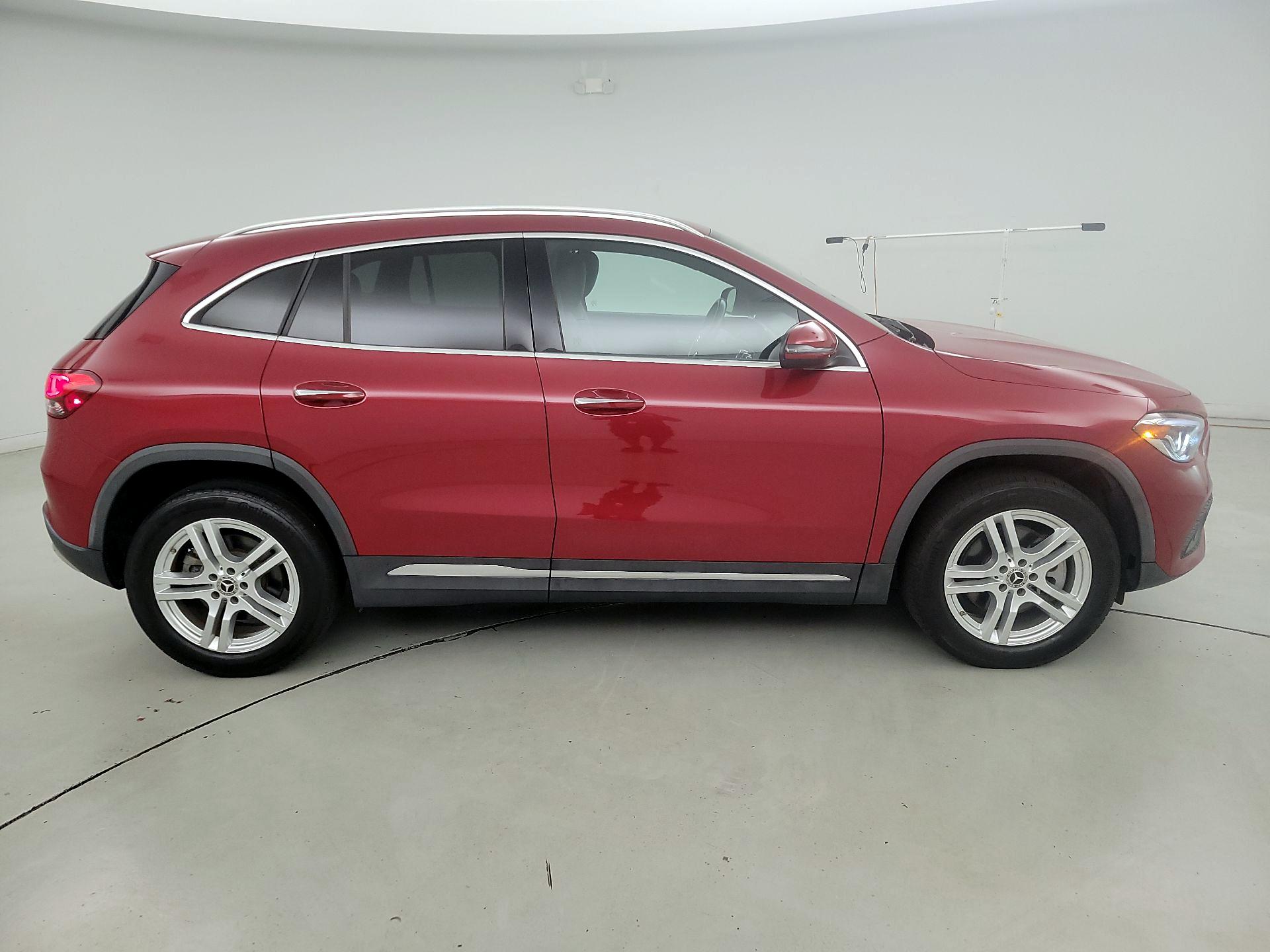 Thumbnail: 2021 Mercedes-Benz GLA - 4