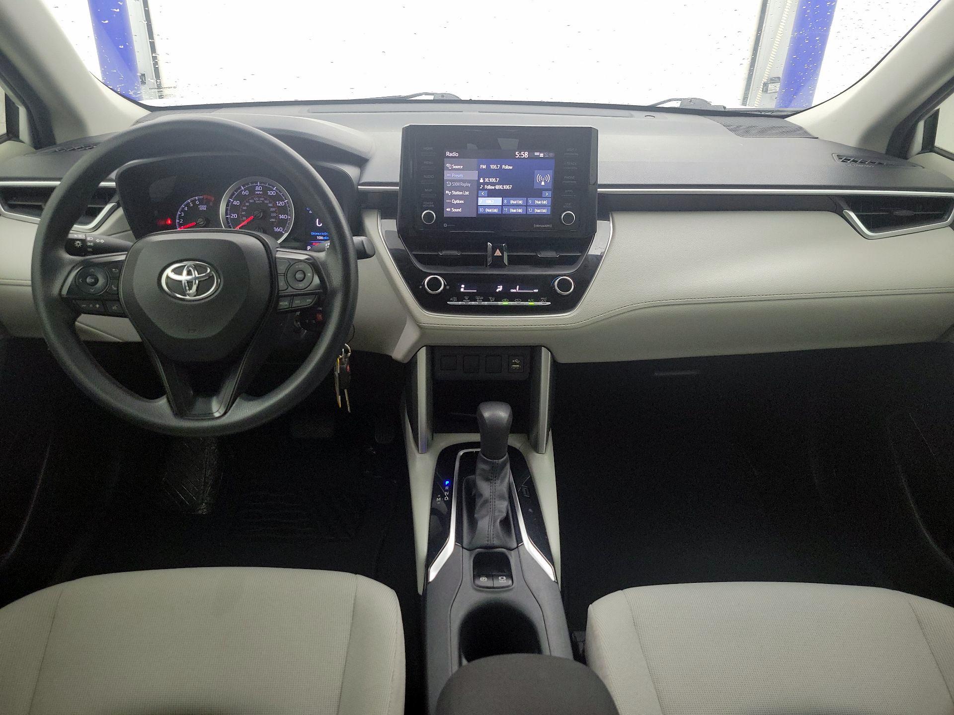 Thumbnail: 2022 Toyota Corolla Cross - 9