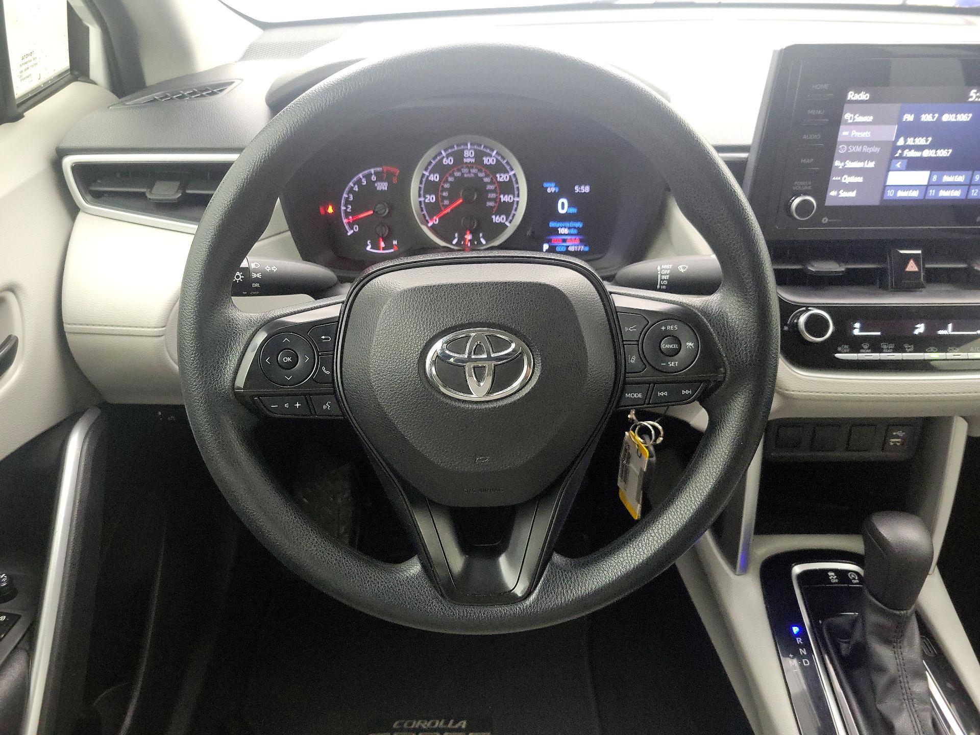 Thumbnail: 2022 Toyota Corolla Cross - 10