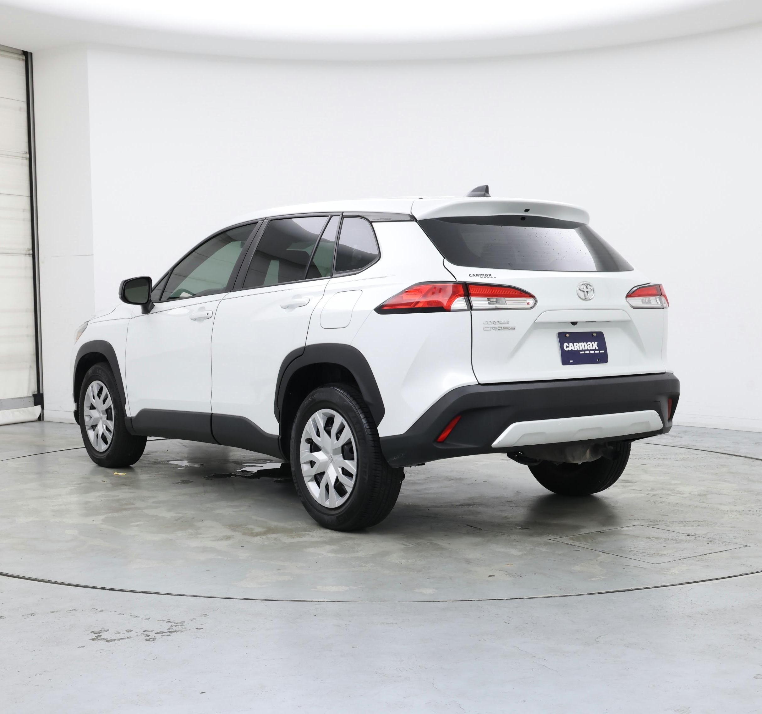Thumbnail: 2022 Toyota Corolla Cross - 2
