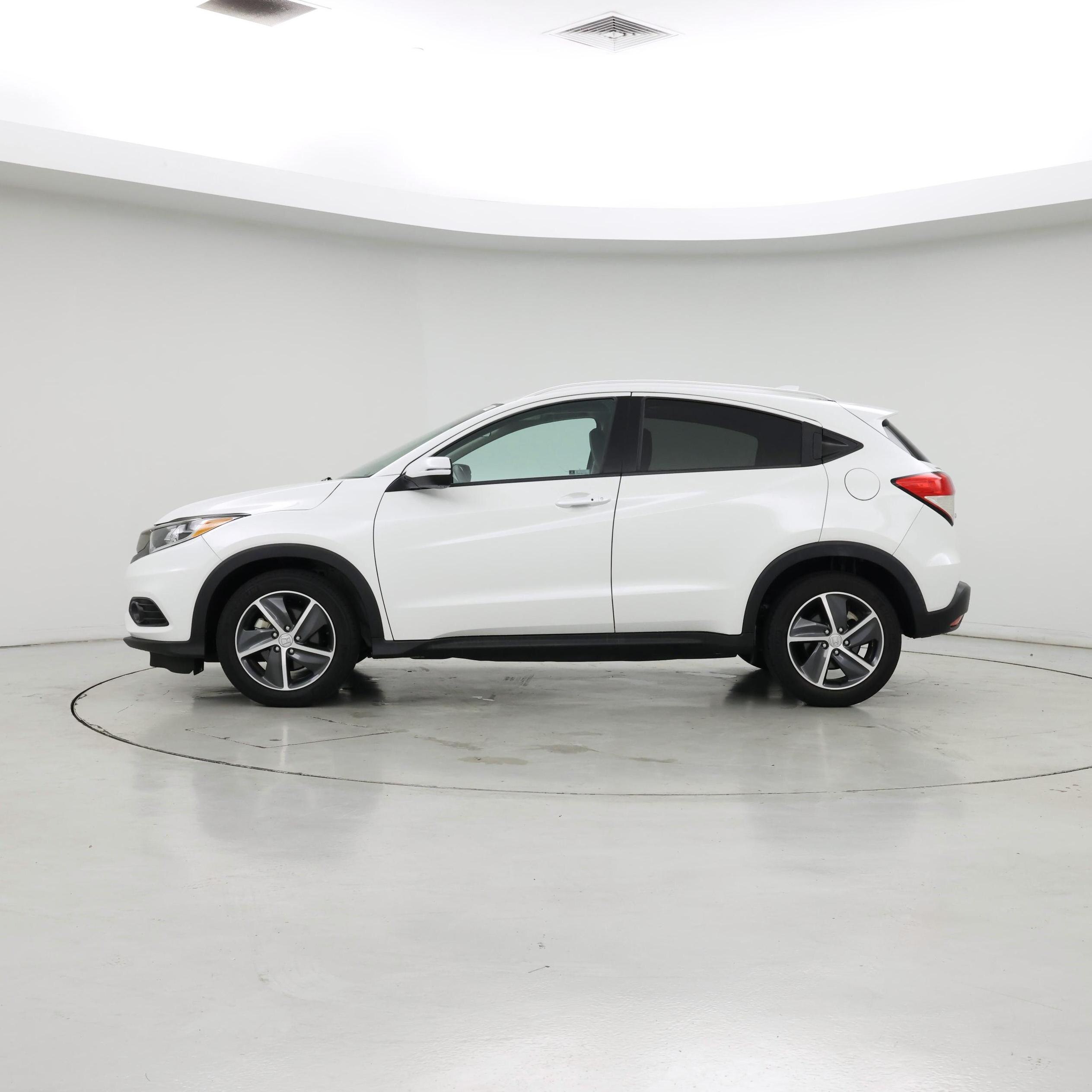 Thumbnail: 2021 Honda HR-V - 3