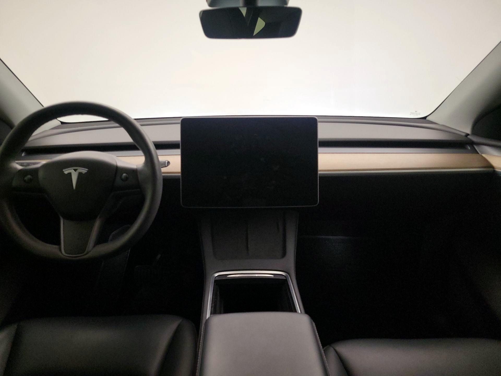 Thumbnail: 2023 Tesla Model Y - 9