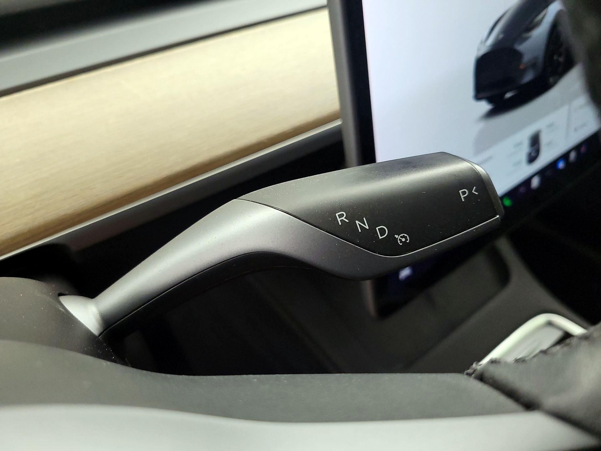 Thumbnail: 2023 Tesla Model Y - 17