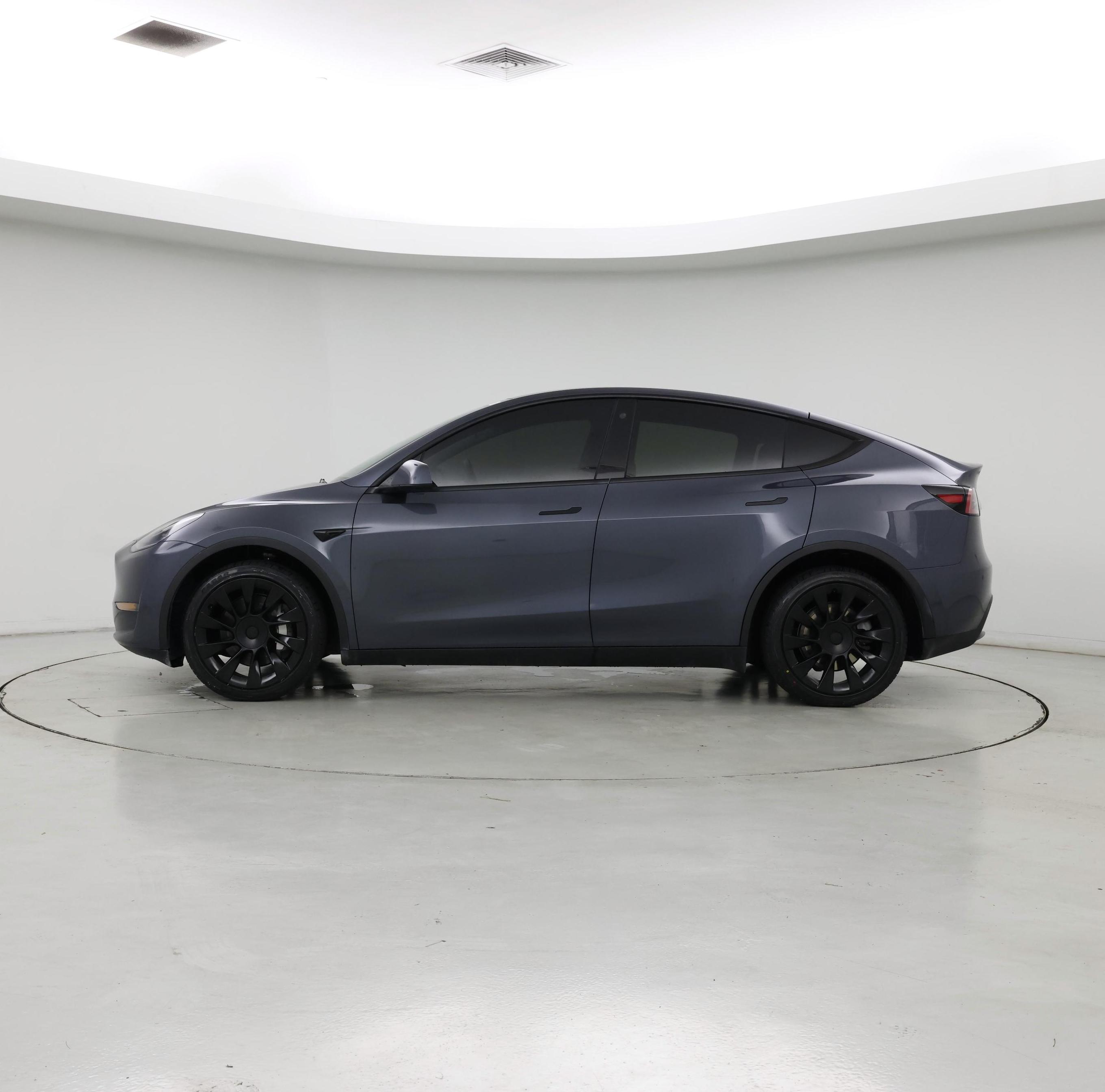 Thumbnail: 2023 Tesla Model Y - 3