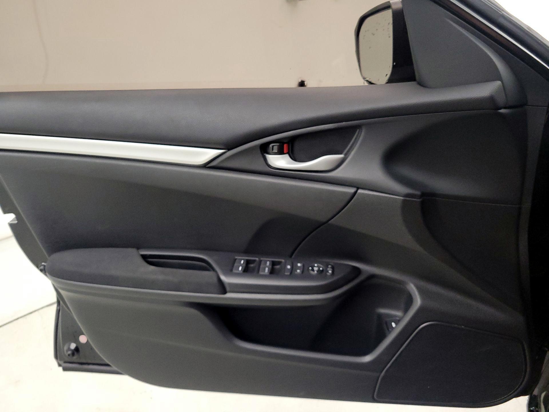 Thumbnail: 2020 Honda Civic - 12