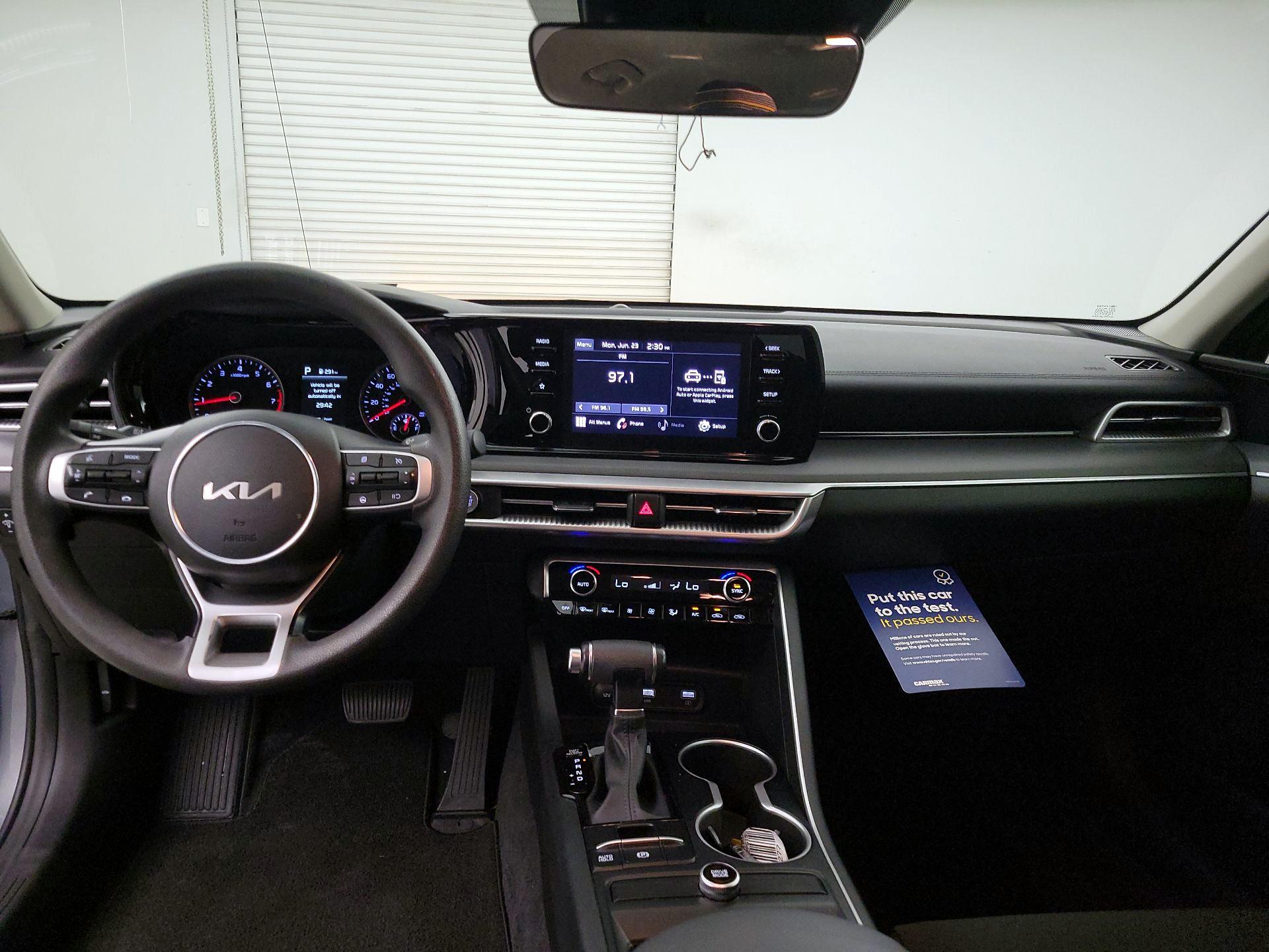 Thumbnail: 2023 Kia K5 - 9