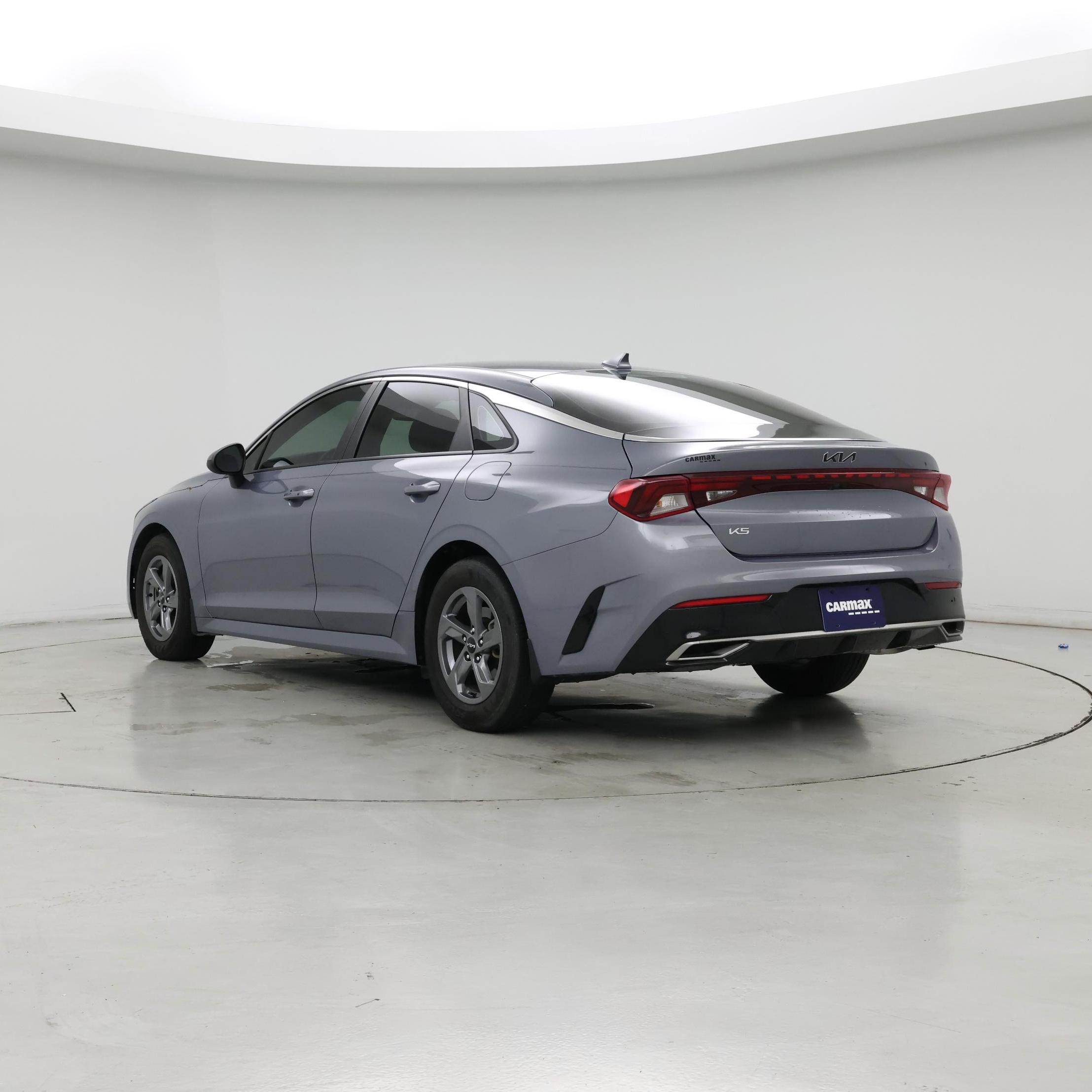 Thumbnail: 2023 Kia K5 - 2