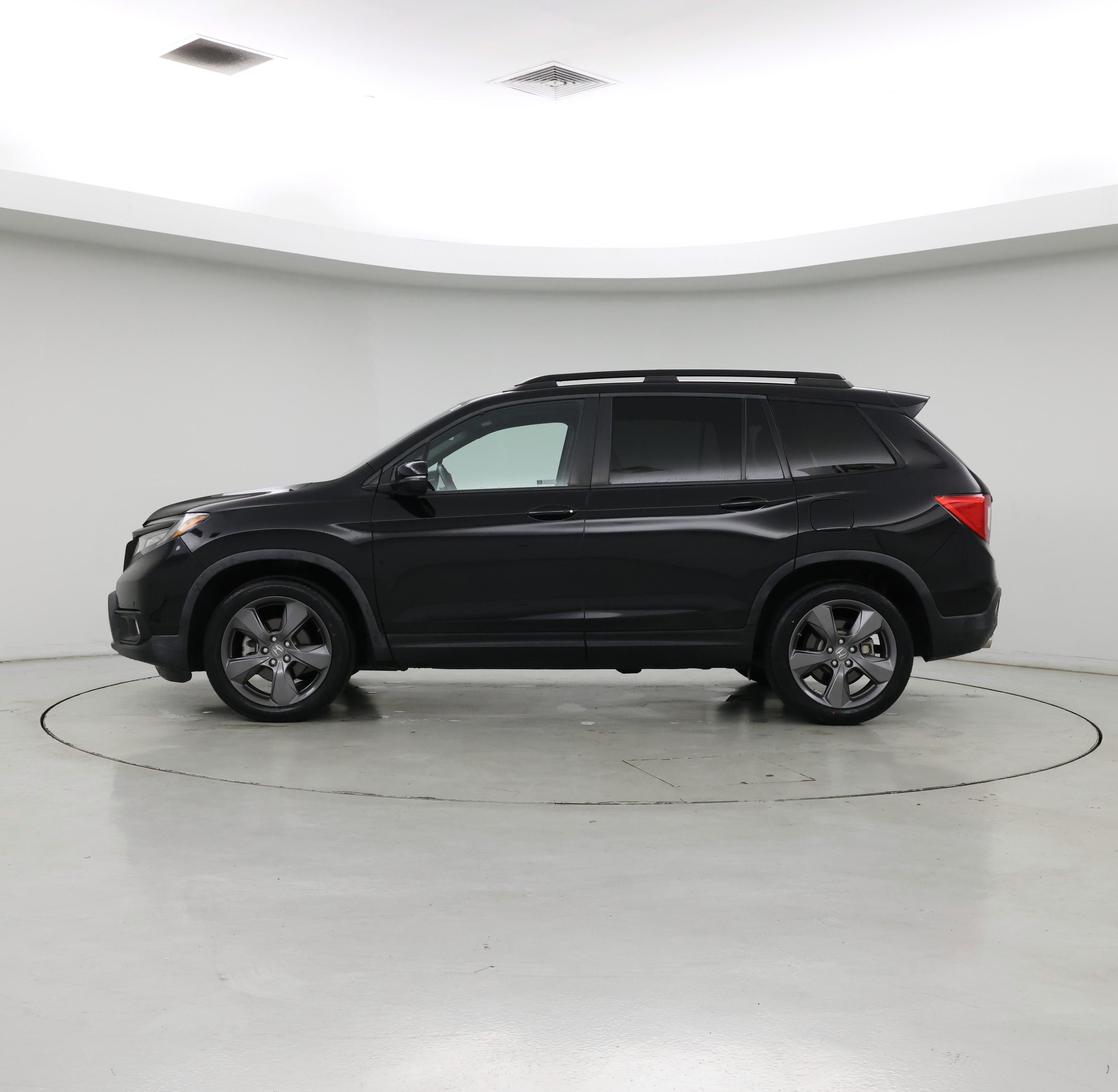 Thumbnail: 2021 Honda Passport - 3
