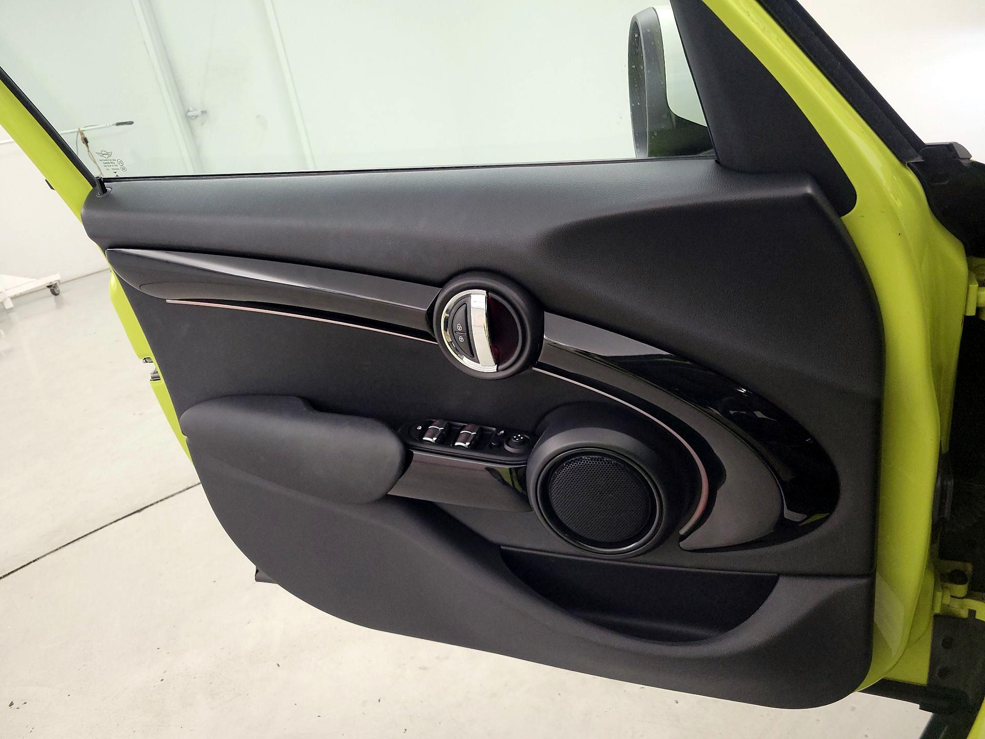 Thumbnail: 2023 MINI Cooper Hardtop - 12