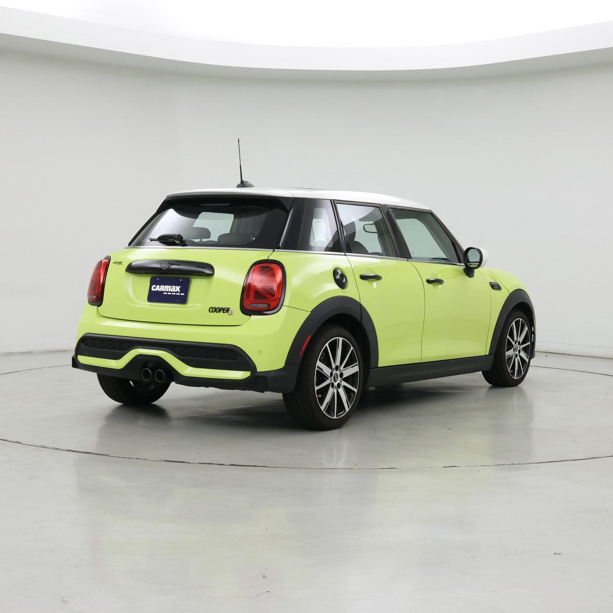 Thumbnail: 2023 MINI Cooper Hardtop - 8