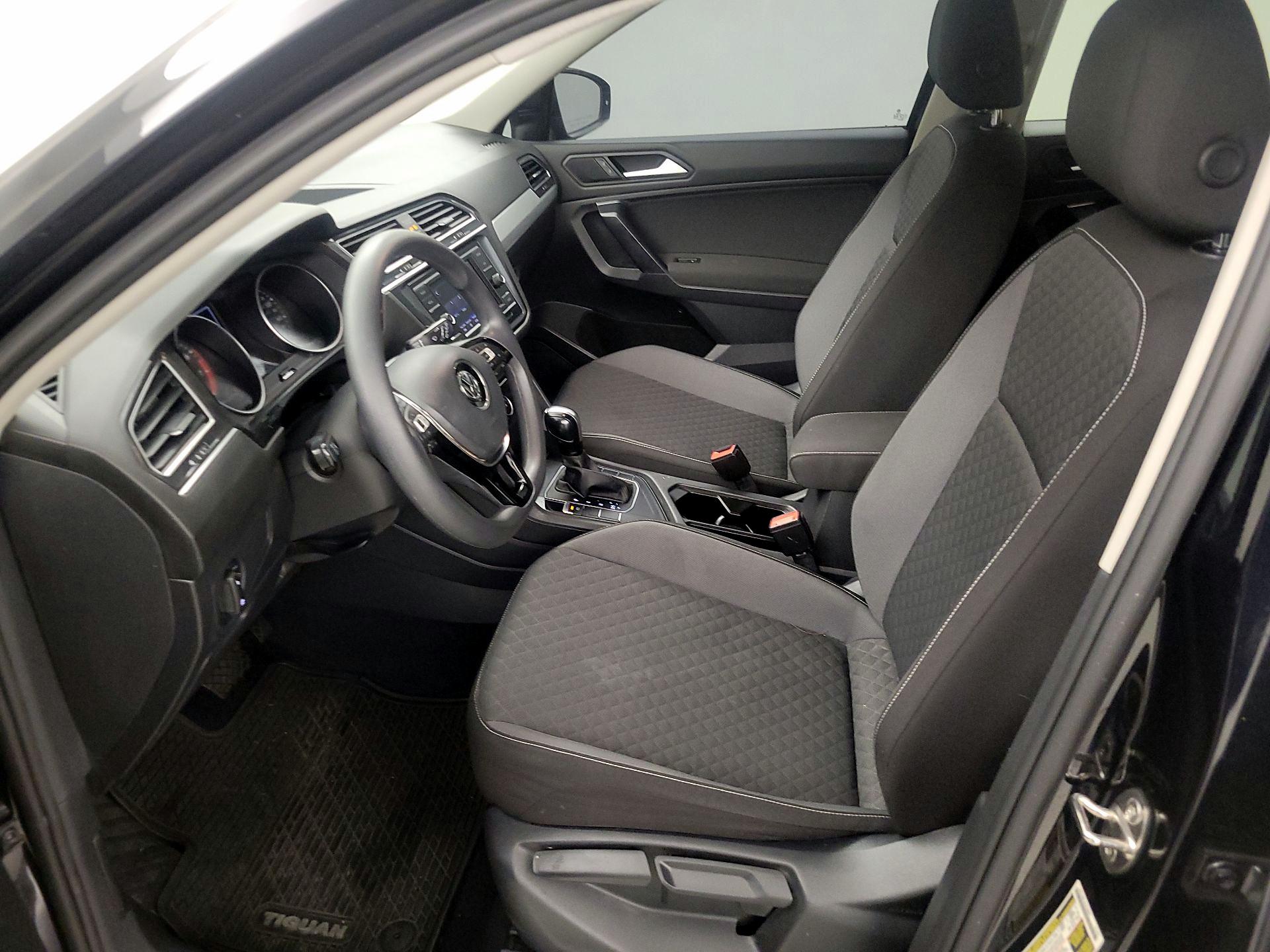 Thumbnail: 2021 Volkswagen Tiguan - 11
