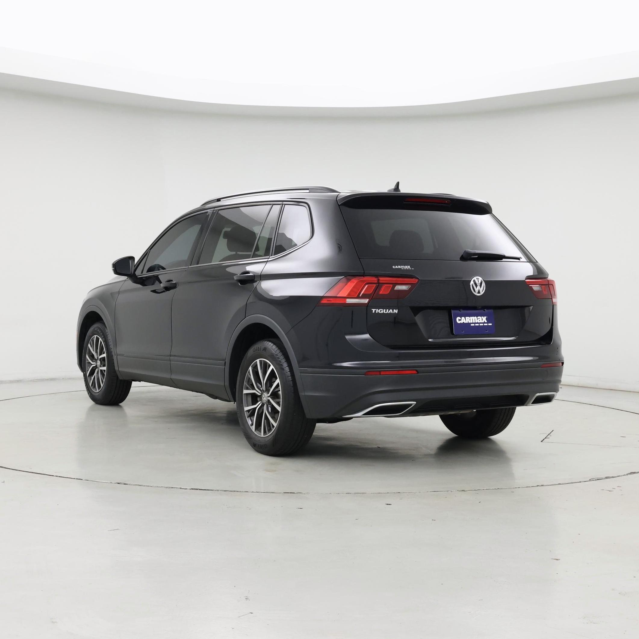 Thumbnail: 2021 Volkswagen Tiguan - 2