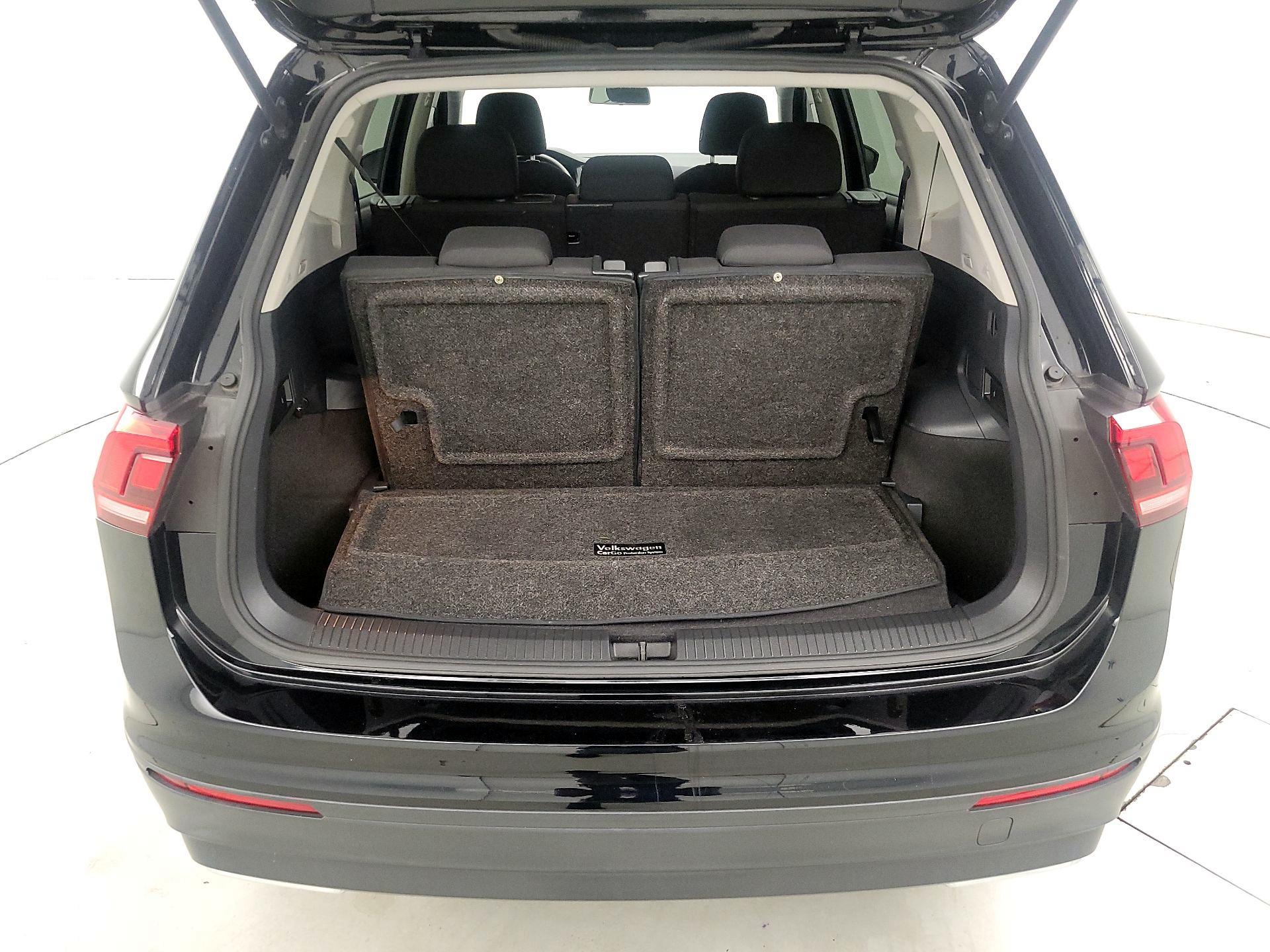 Thumbnail: 2021 Volkswagen Tiguan - 20