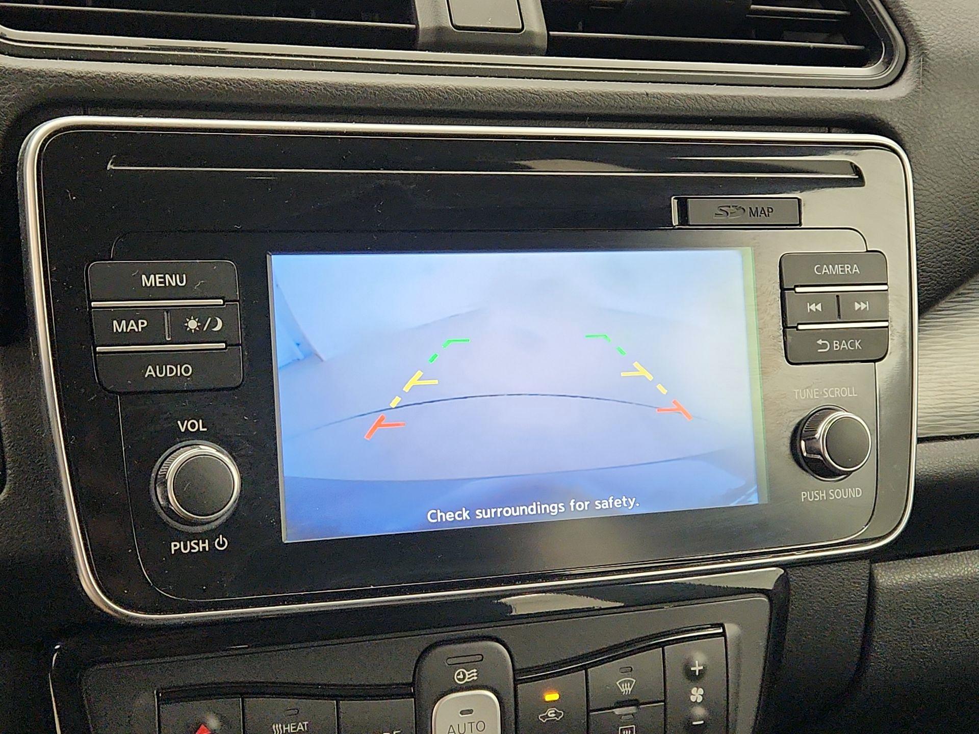 Thumbnail: 2019 Nissan Leaf - 15