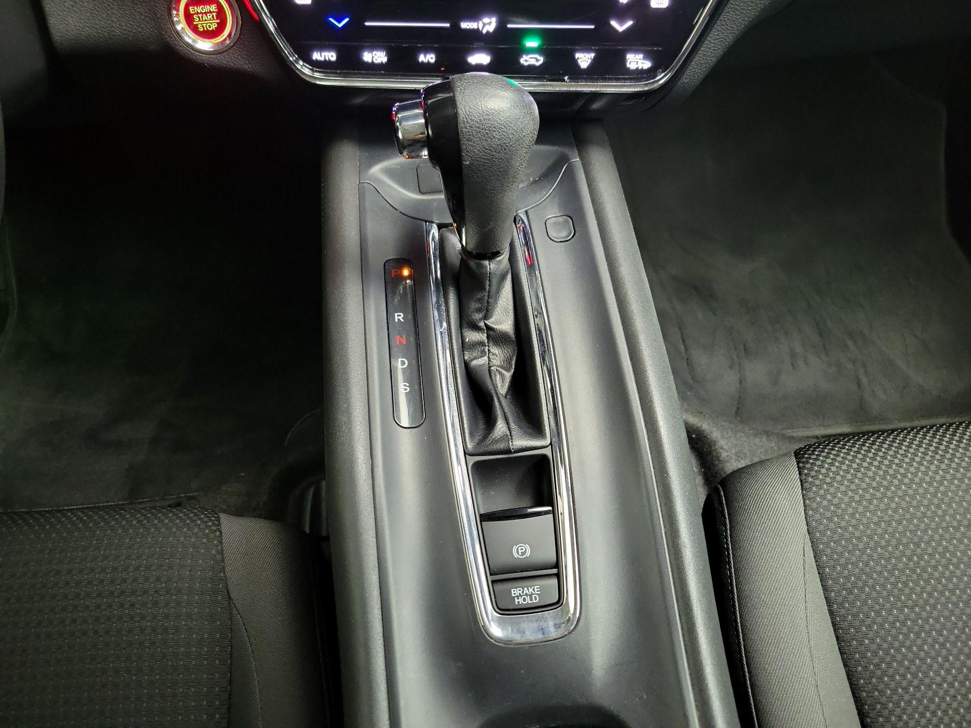 Thumbnail: 2022 Honda HR-V - 17