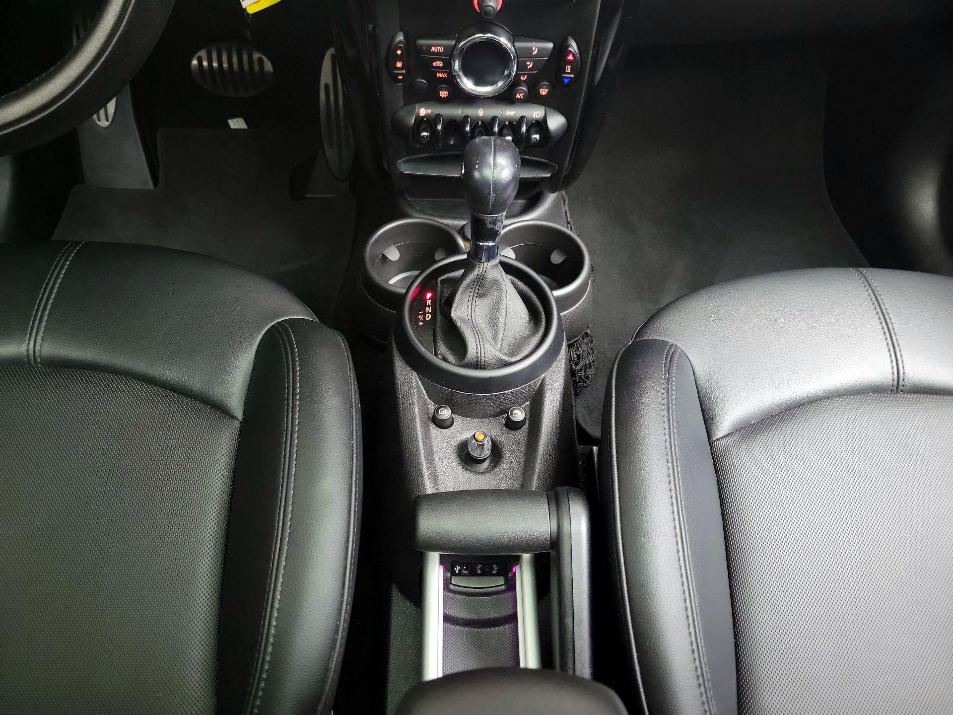 Thumbnail: 2016 MINI Cooper Countryman - 15