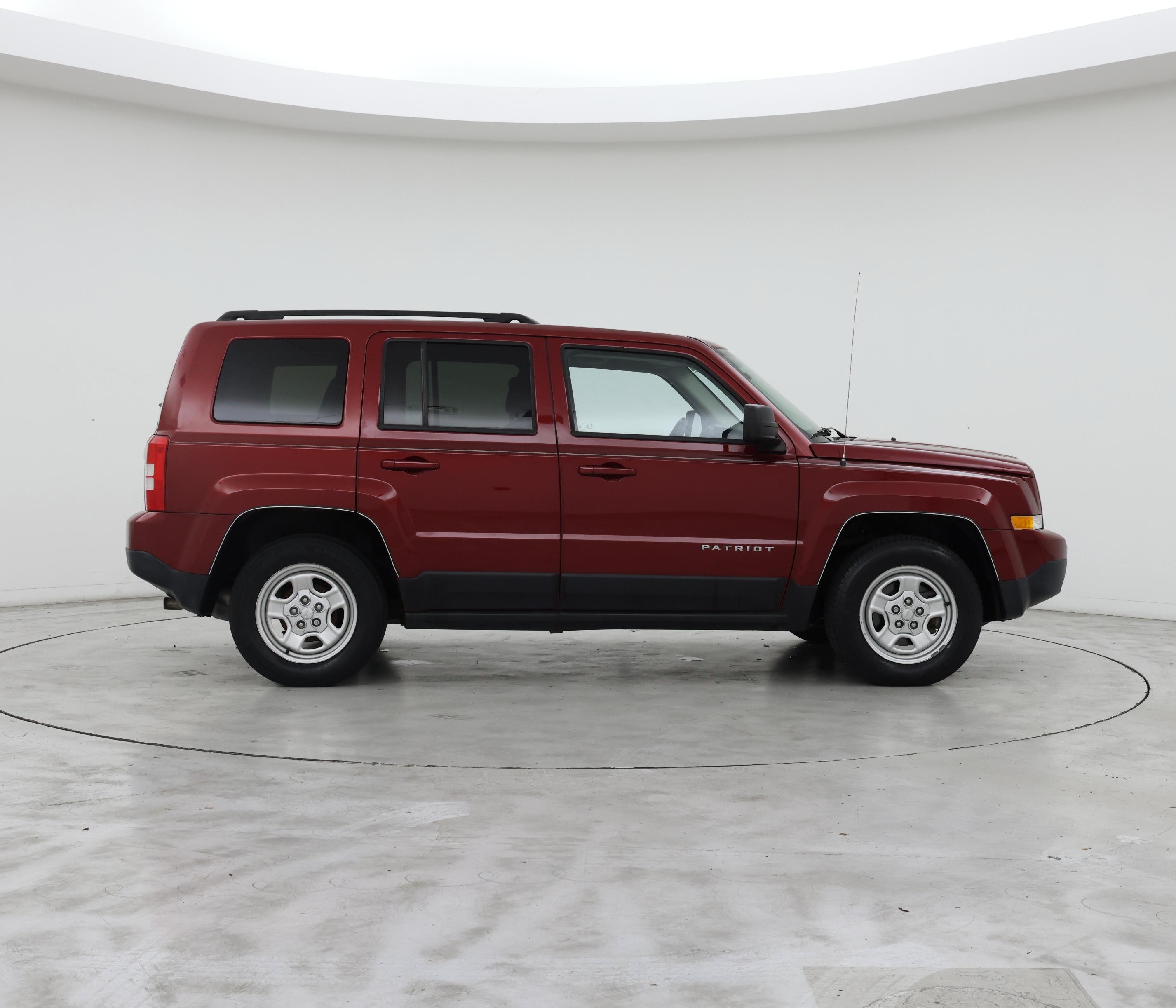 Thumbnail: 2016 Jeep Patriot - 7