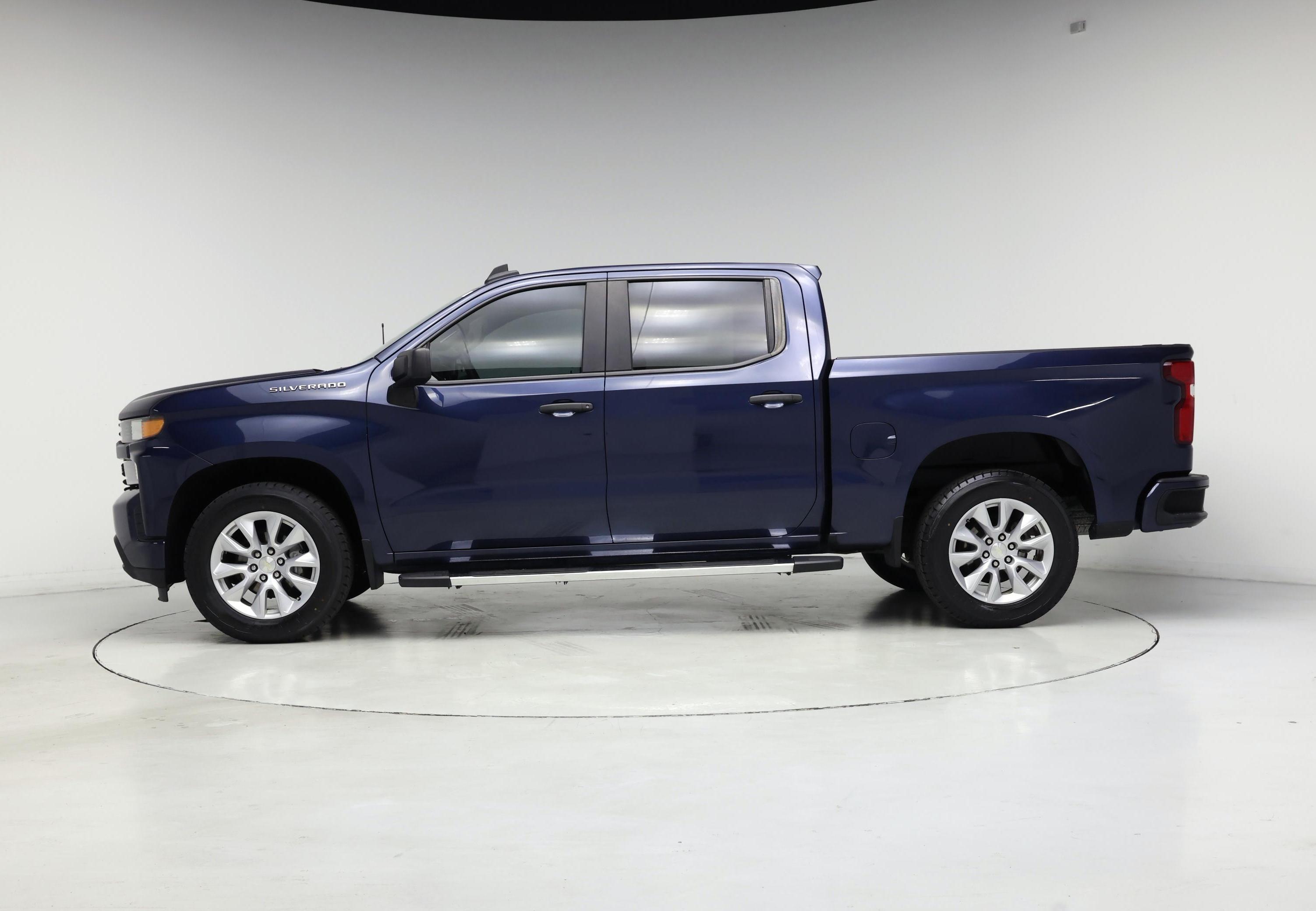 Thumbnail: 2020 Chevrolet Silverado 1500 - 3