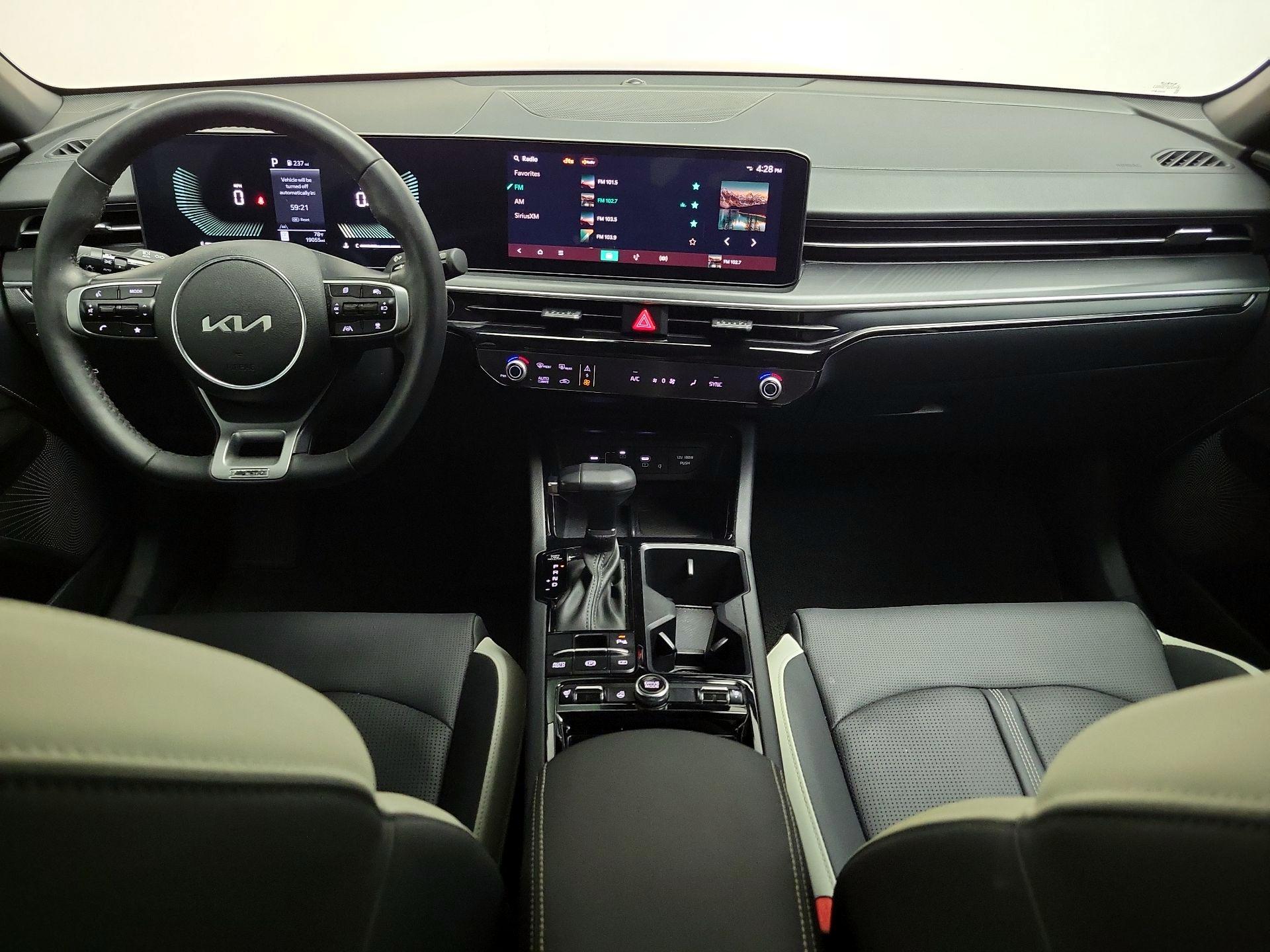 Thumbnail: 2025 Kia K5 - 9