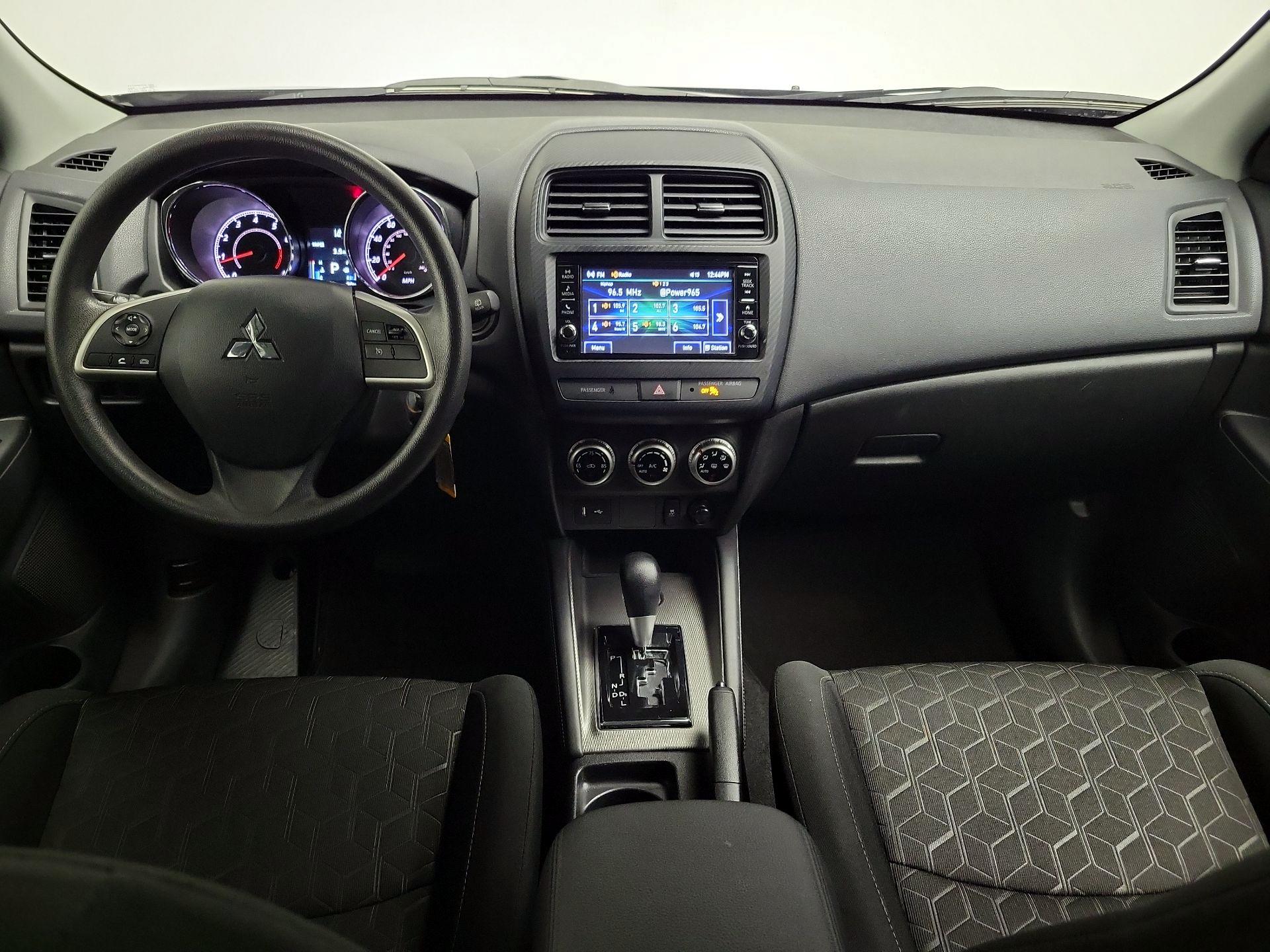 Thumbnail: 2022 Mitsubishi Outlander Sport - 9