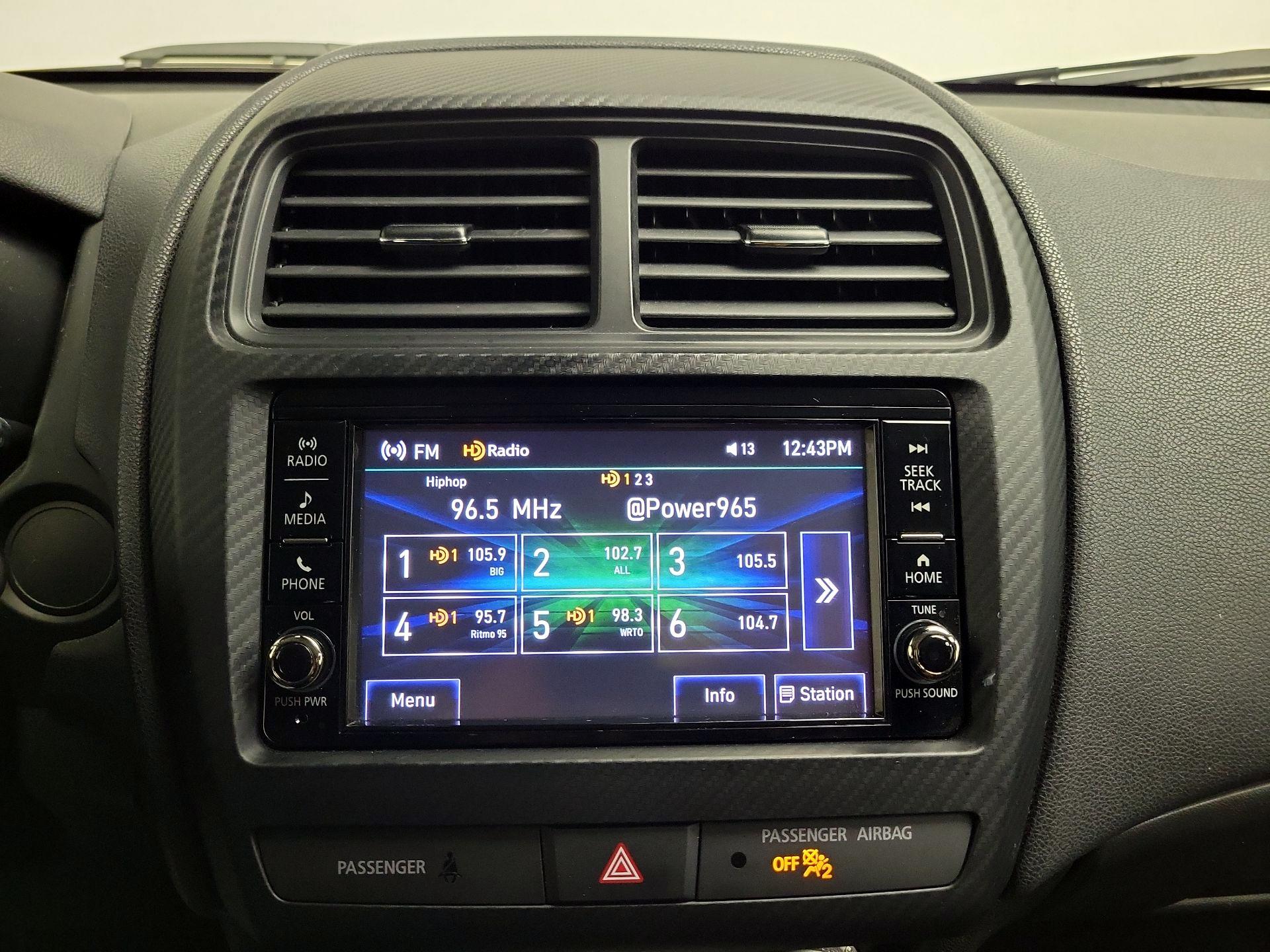 Thumbnail: 2022 Mitsubishi Outlander Sport - 15