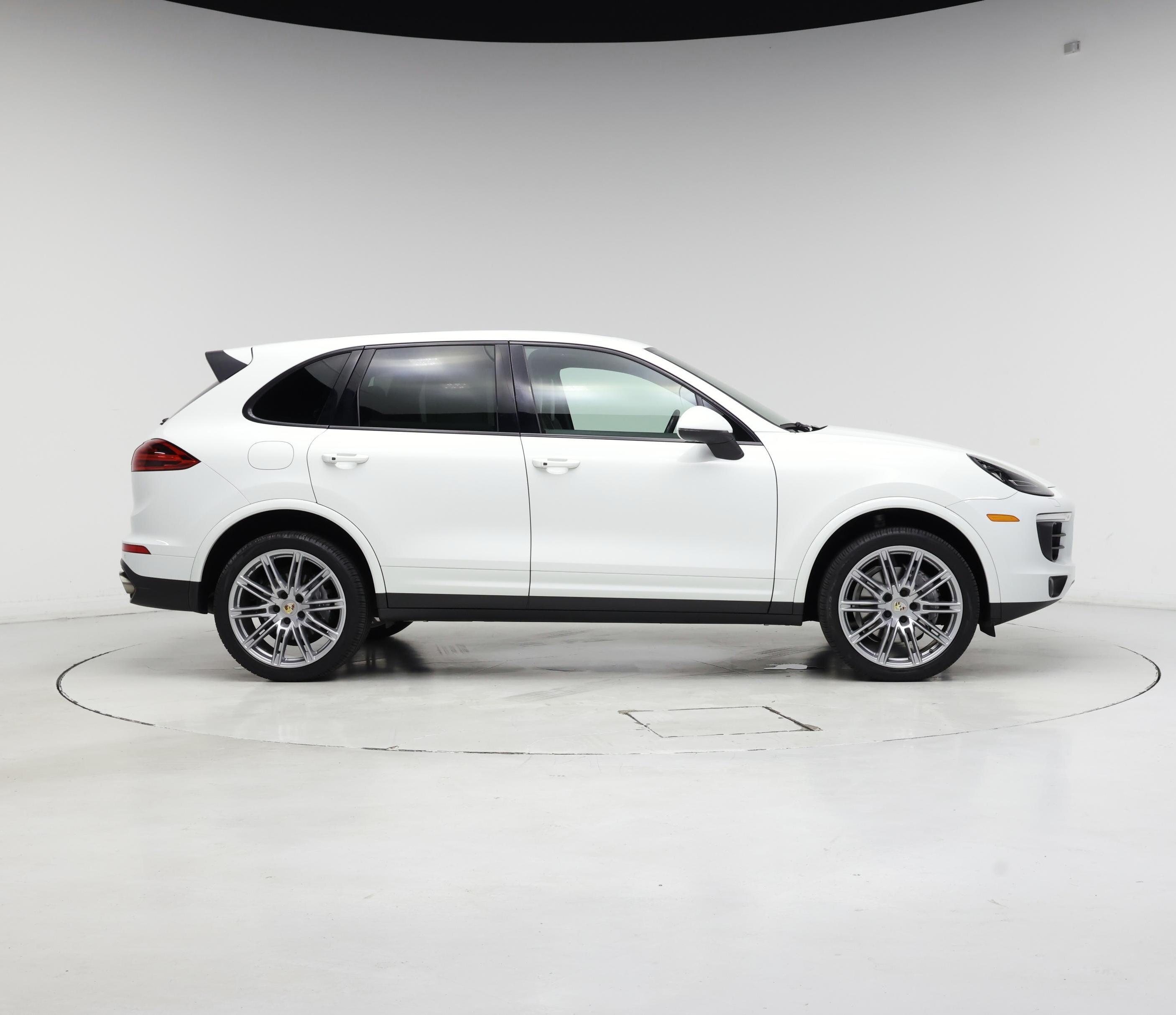 Thumbnail: 2017 Porsche Cayenne - 7
