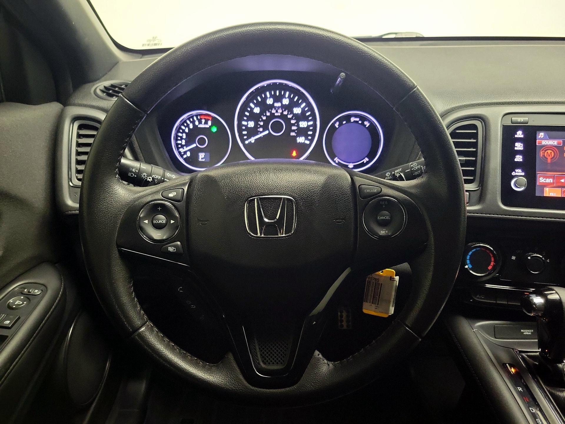 Thumbnail: 2019 Honda HR-V - 10