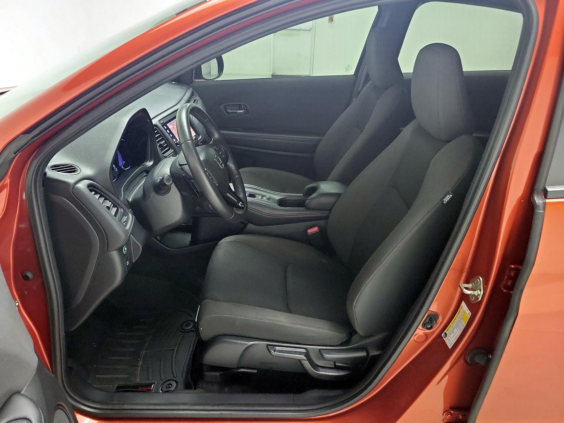 Thumbnail: 2019 Honda HR-V - 11