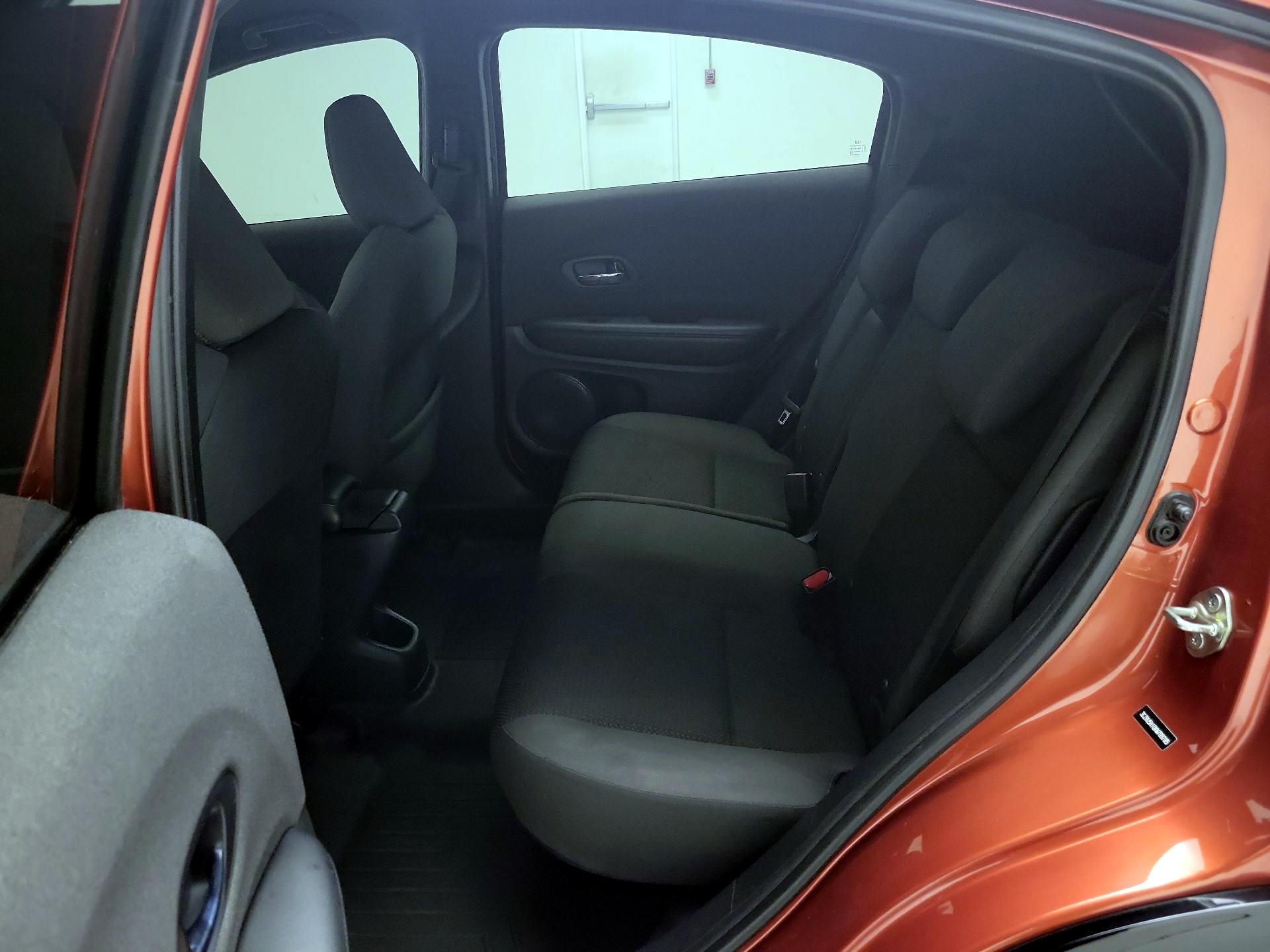 Thumbnail: 2019 Honda HR-V - 18