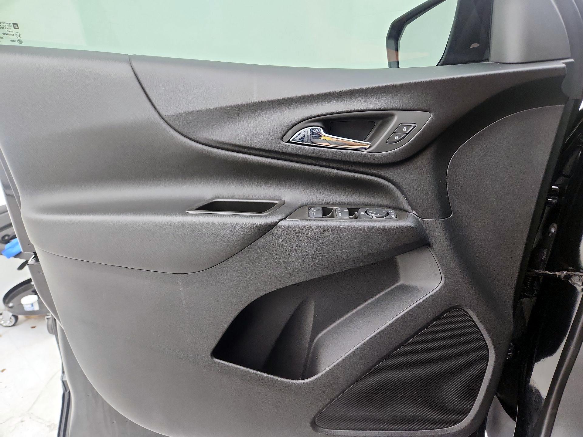 Thumbnail: 2023 Chevrolet Equinox - 12