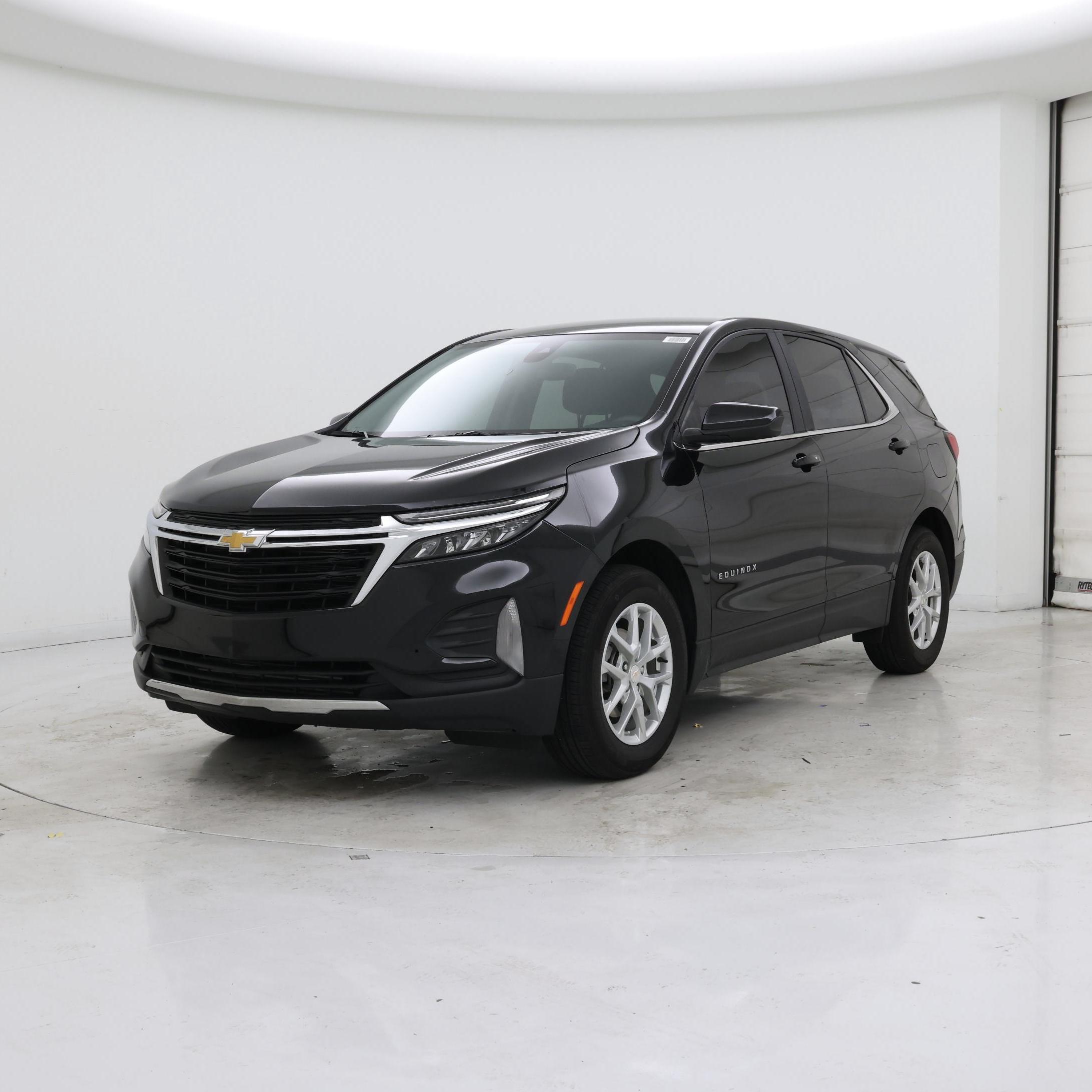 Thumbnail: 2023 Chevrolet Equinox - 4